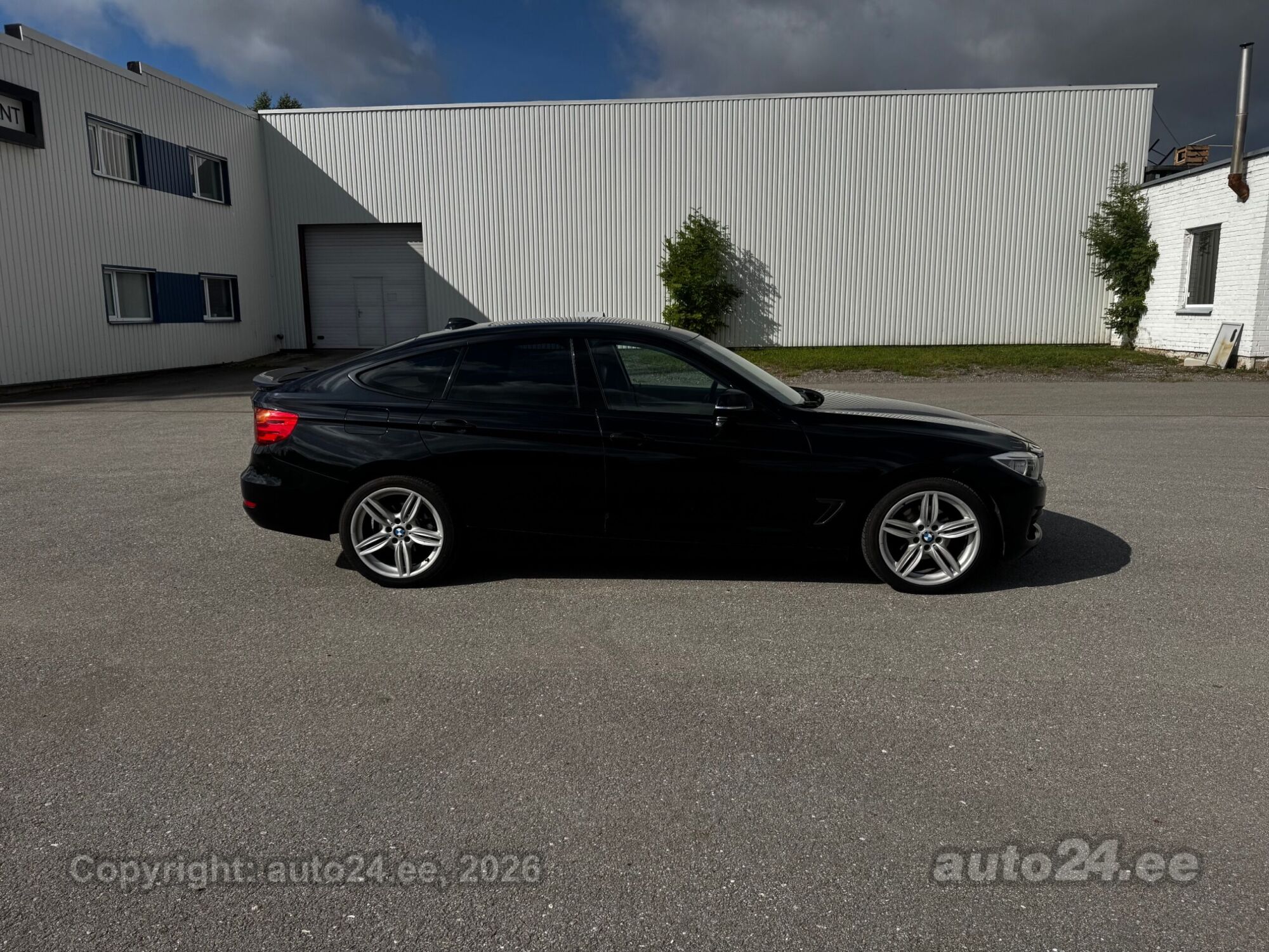 BMW 3-sarja 2014, kuva 2/10