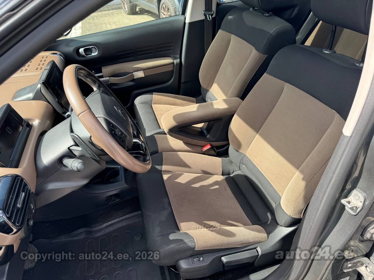 Citroen C4 Cactus 1.2 60kW 2016, photo 7/10