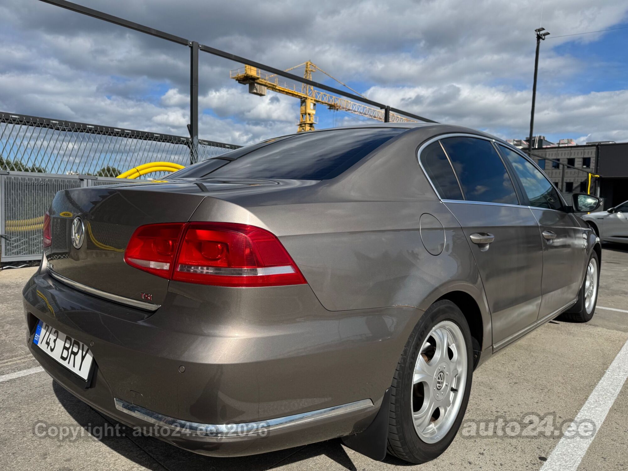 Volkswagen Passat 1.8 118kW 2011, kuva 6/10