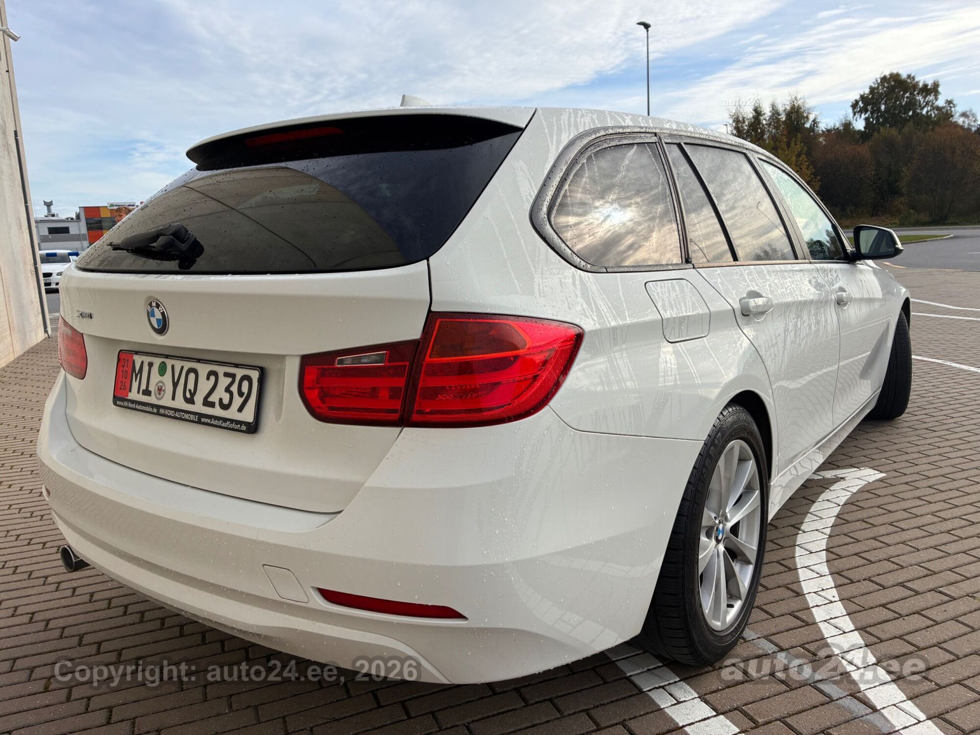BMW 3 Series 2013 — photo 23