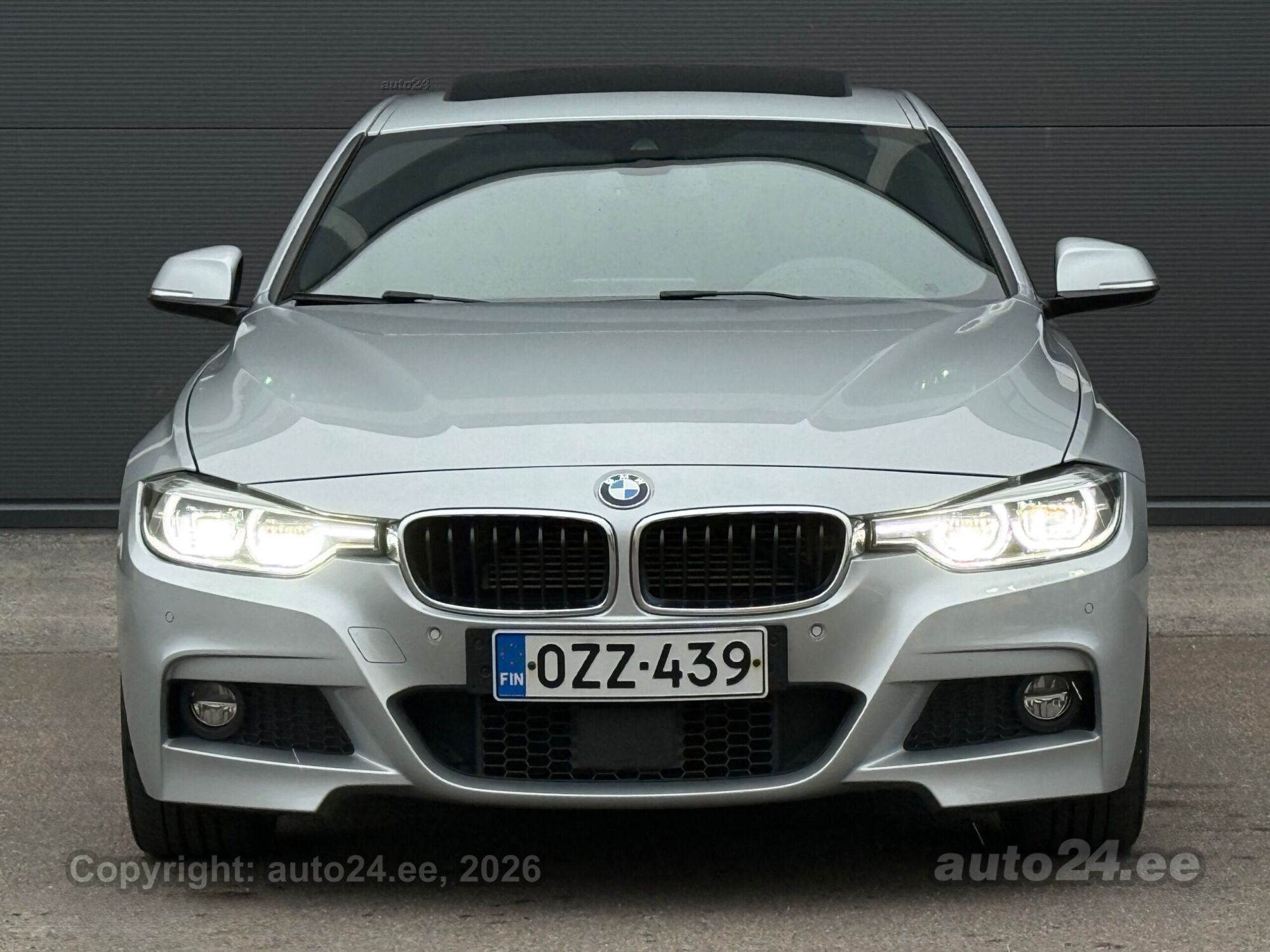 BMW 330 - 2