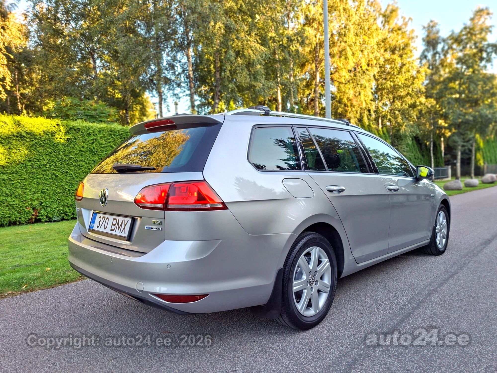 Volkswagen Golf - 5