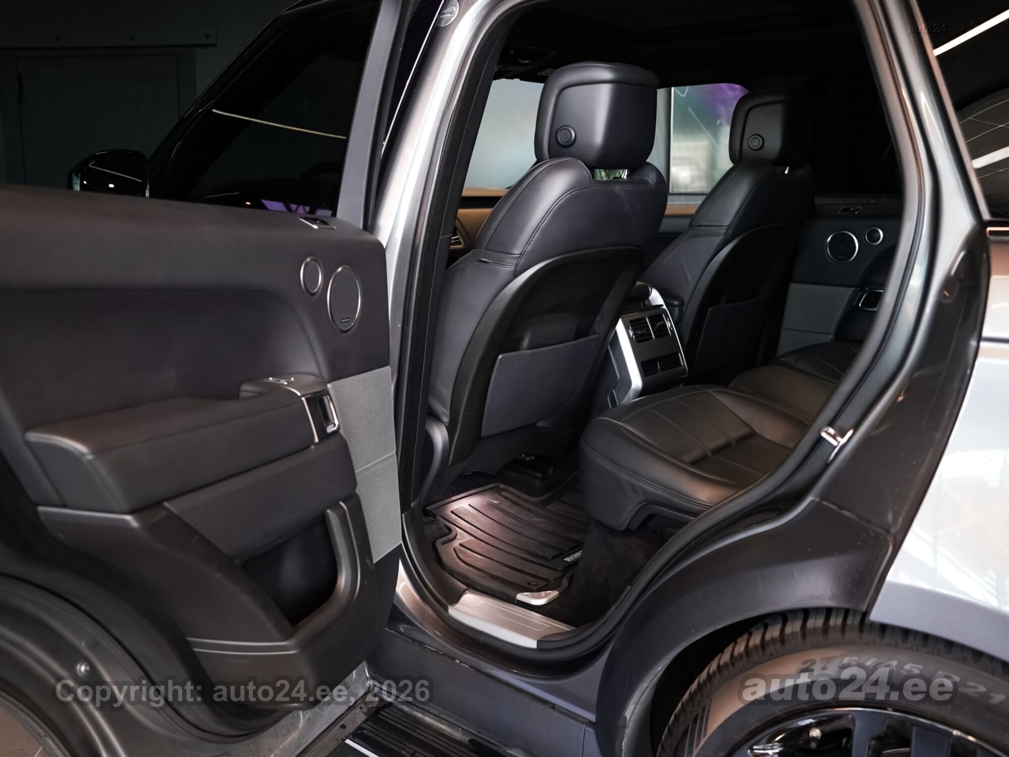 Land Rover Range Rover Sport - 10