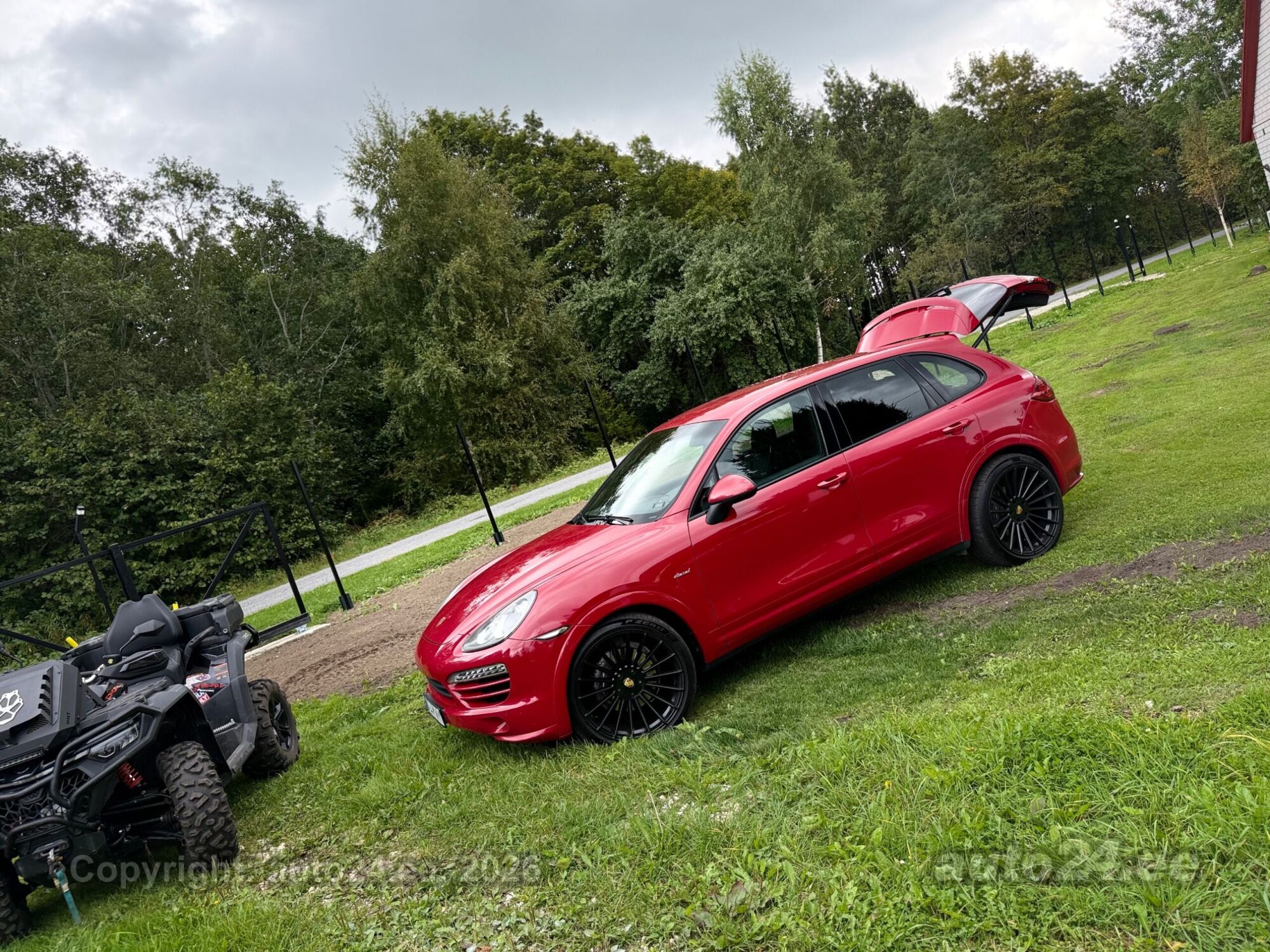 Porsche Cayenne - 1