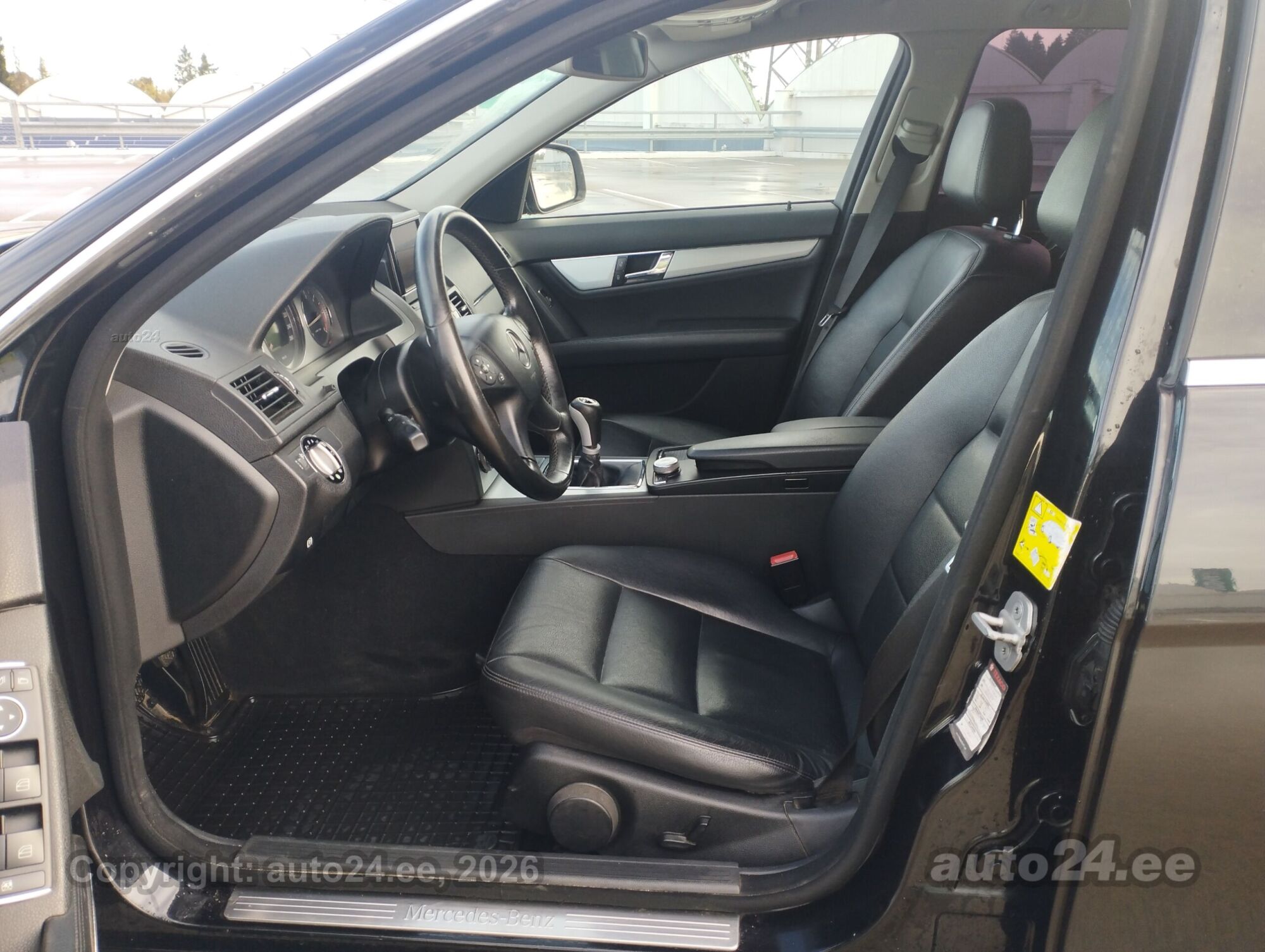 Mercedes-Benz C-Class 2008 — photo 5