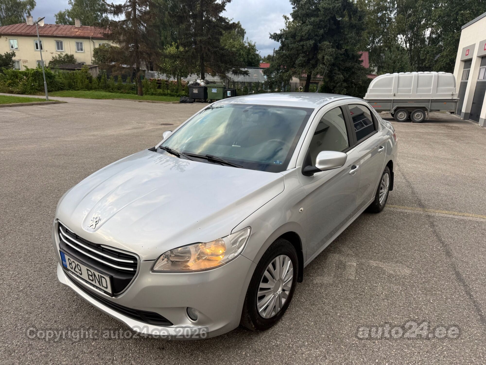 Peugeot 301 1.2 53kW 2015, photo 3/10