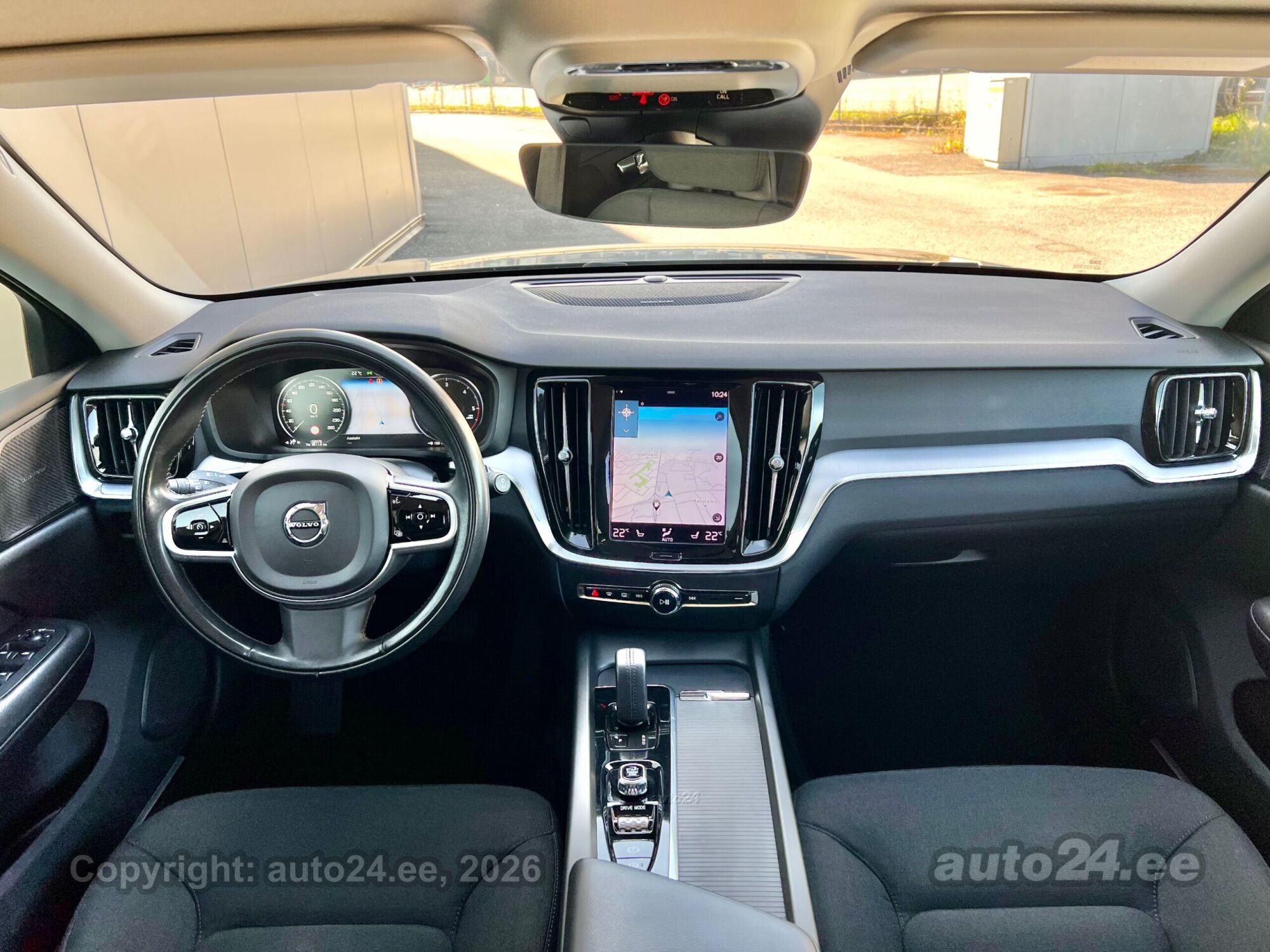 Volvo V60 Cross Country 2021, photo 7/10