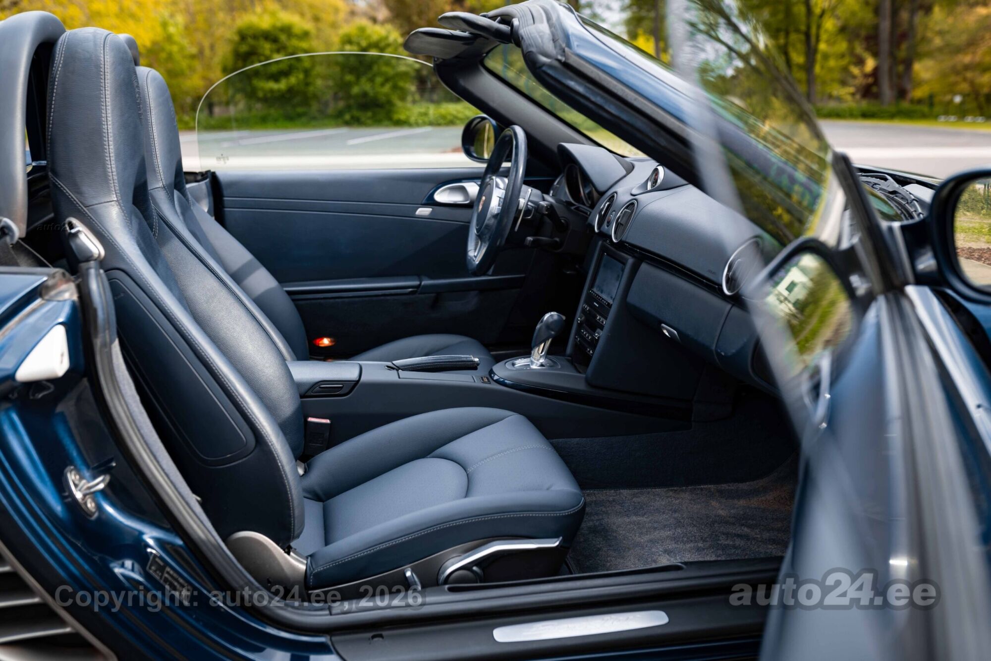 Porsche Boxster - 12