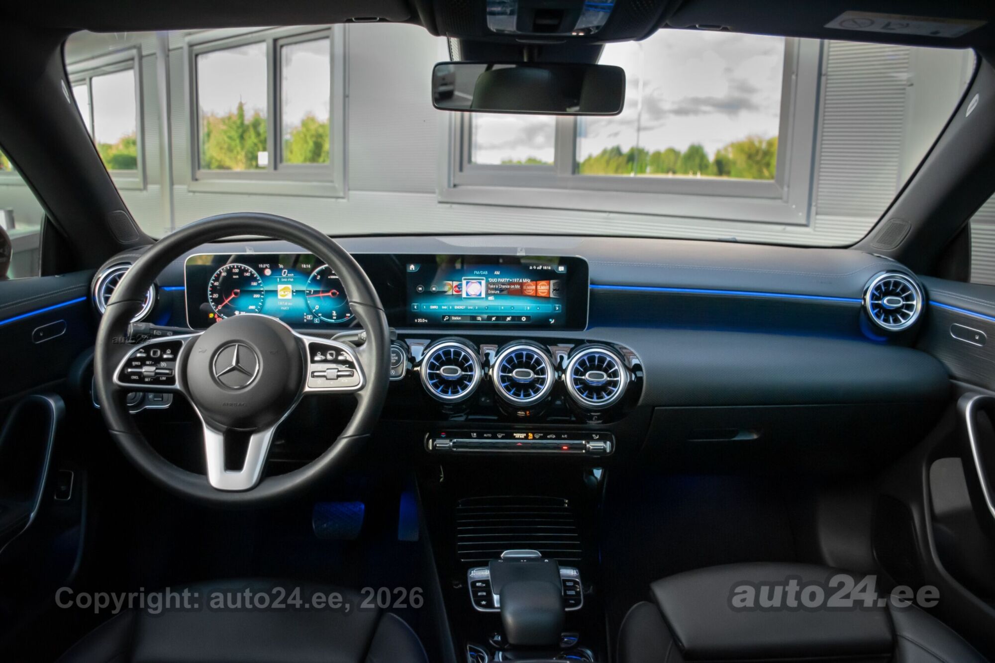 Mercedes-Benz CLA 200 - 8