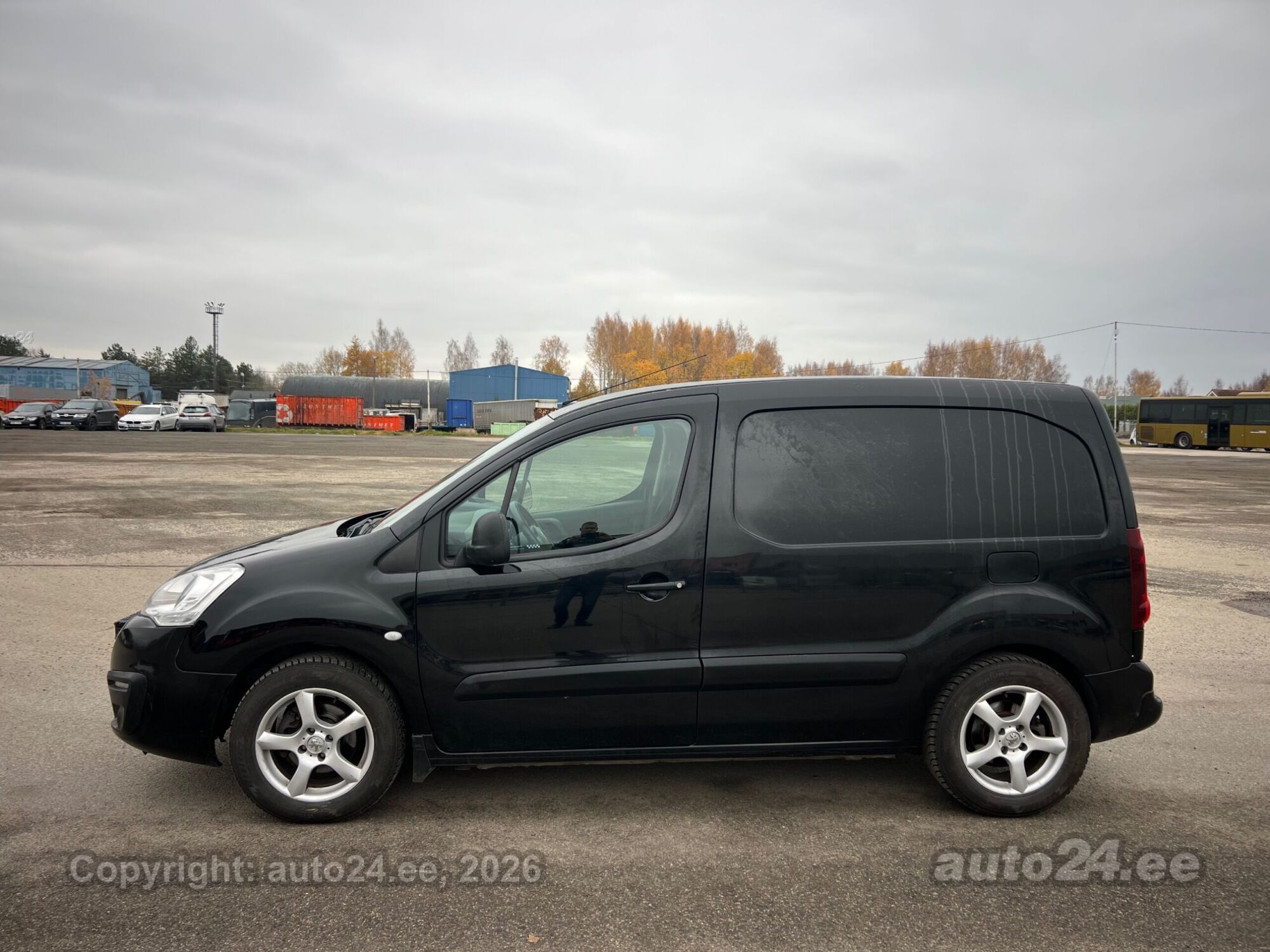 Peugeot Partner 2015 — photo 11