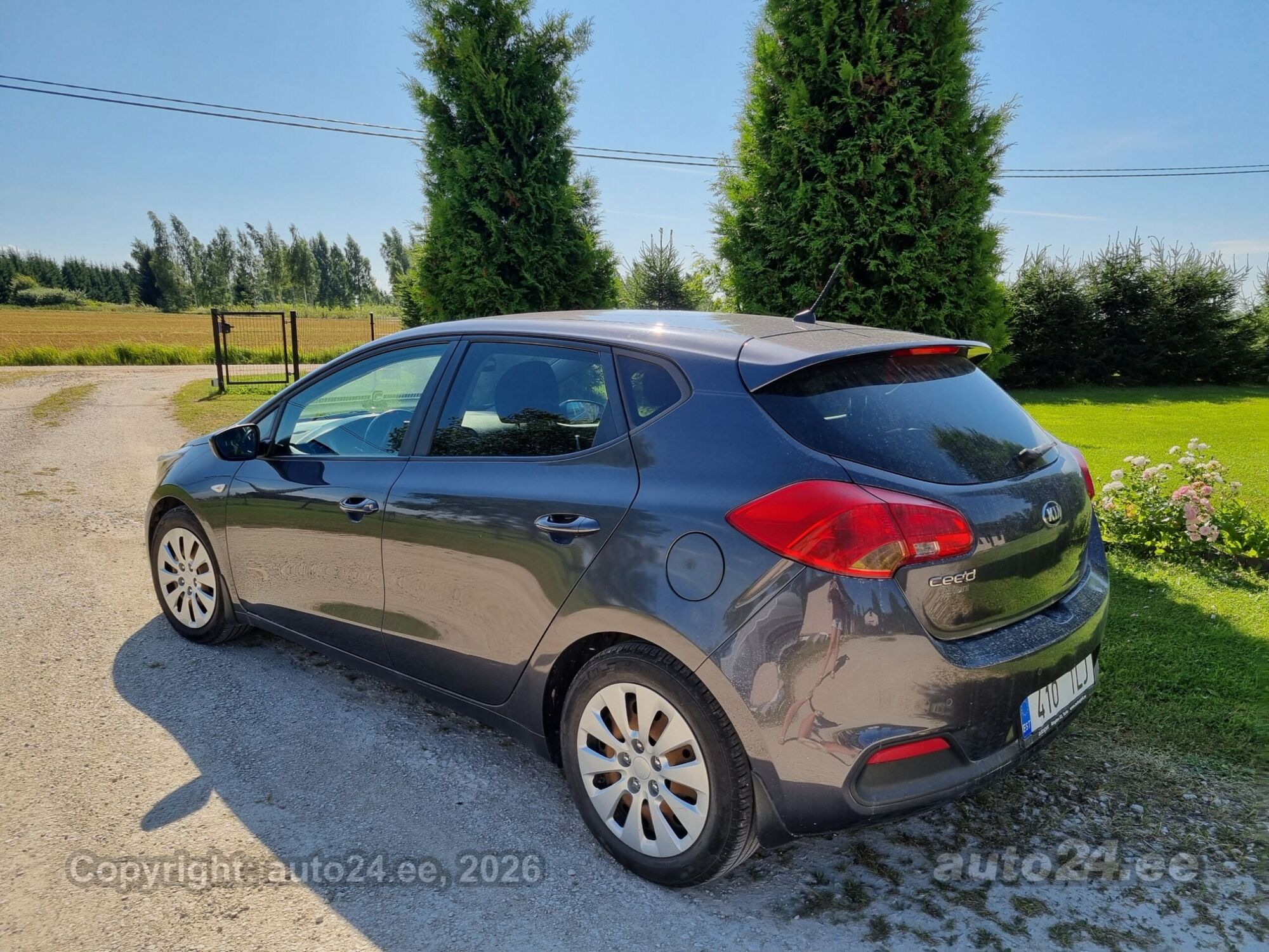 Kia Ceed 1.4 73kW 2015, photo 2/6