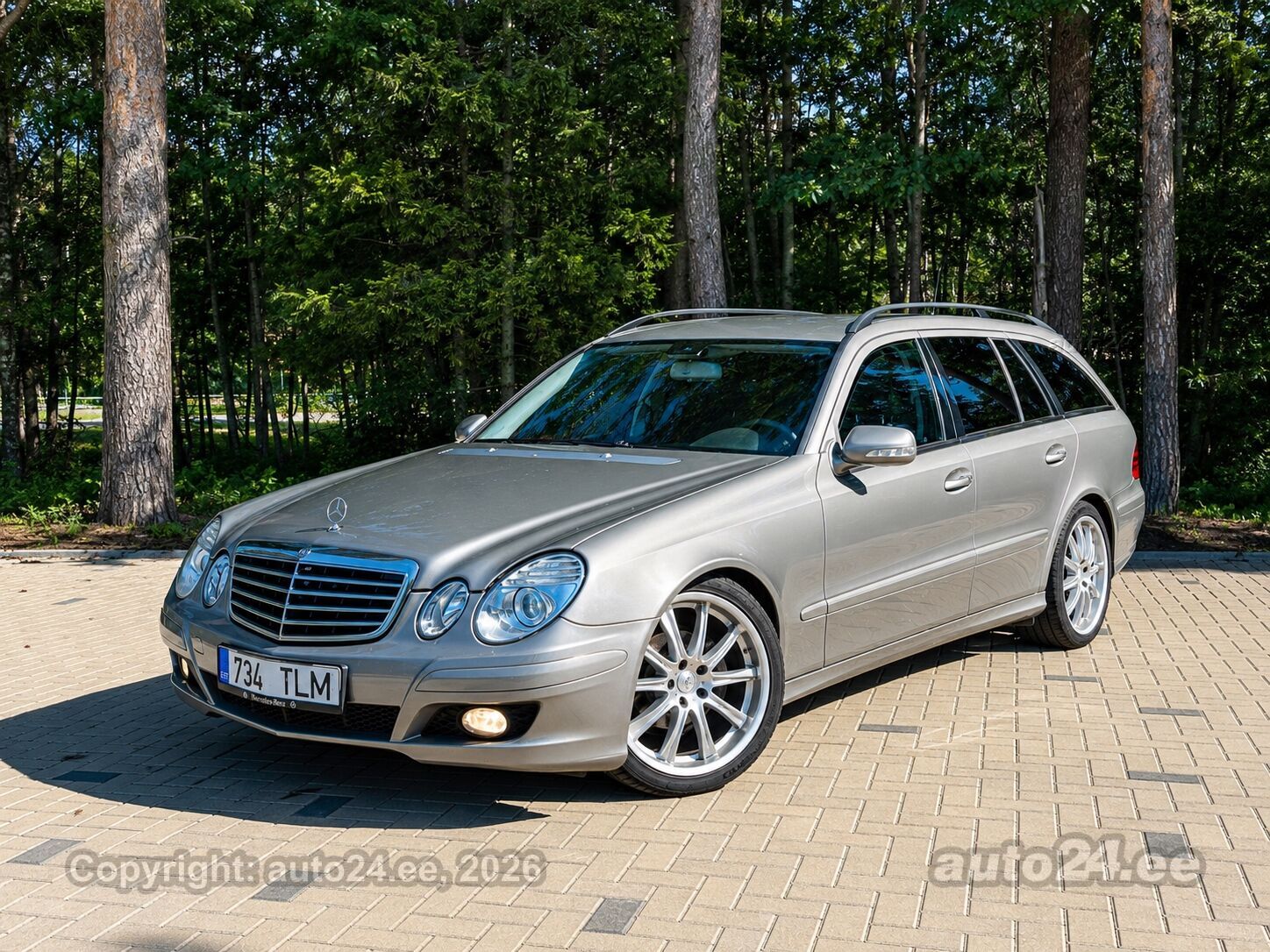 Mercedes-Benz E 200 2.1 100kW