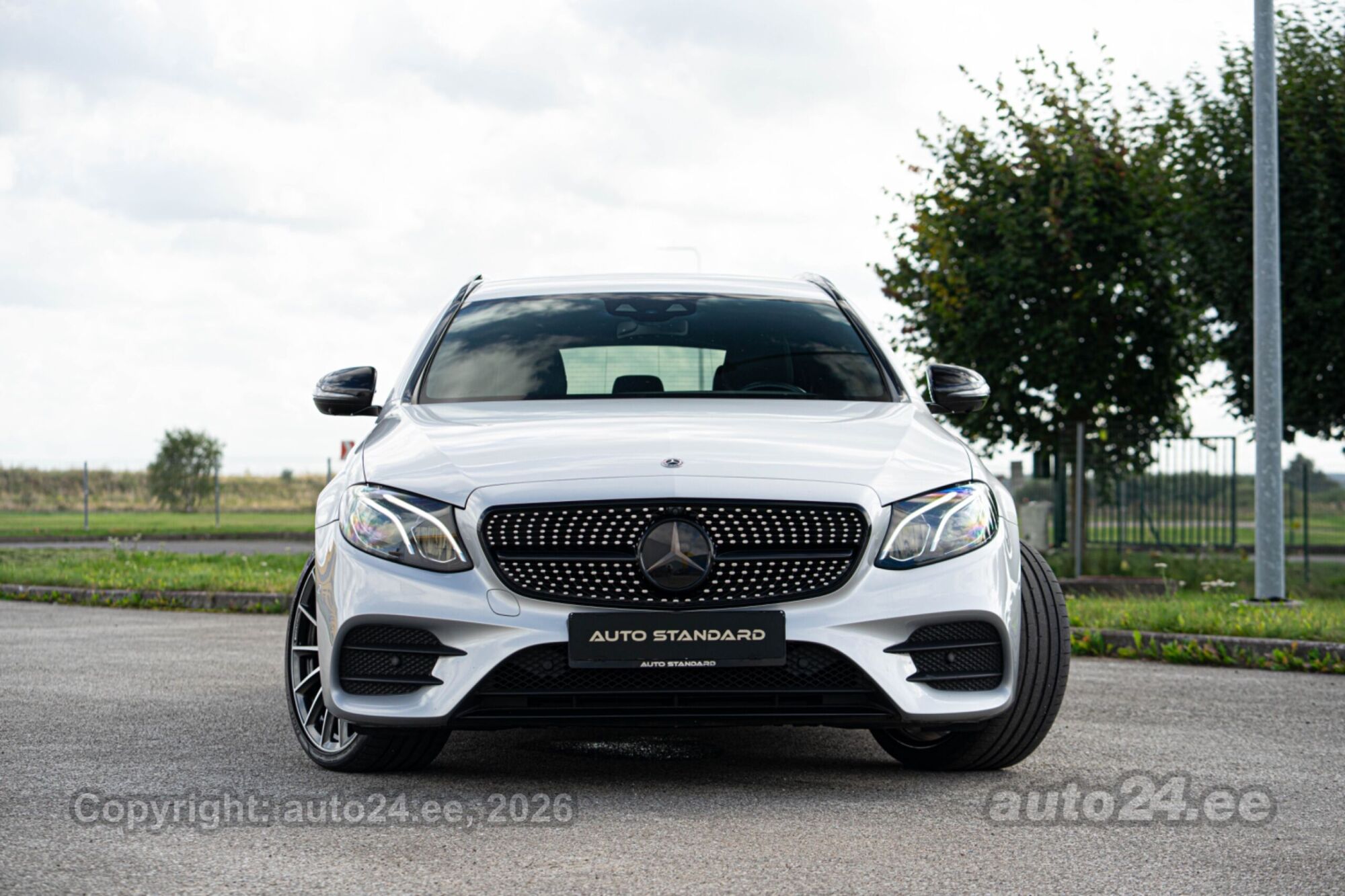 Mercedes-Benz E 400 - 4