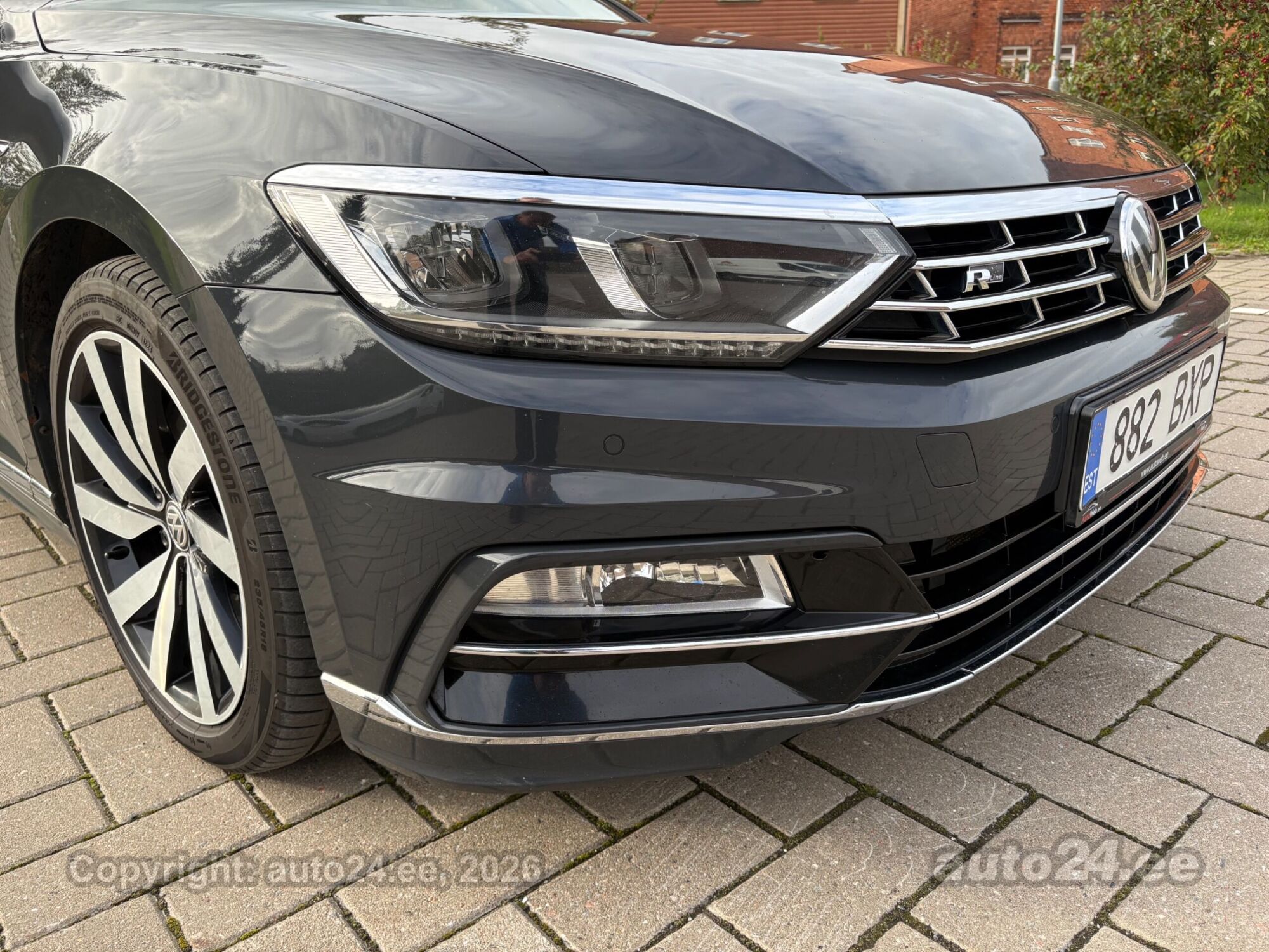 Volkswagen Passat - 10
