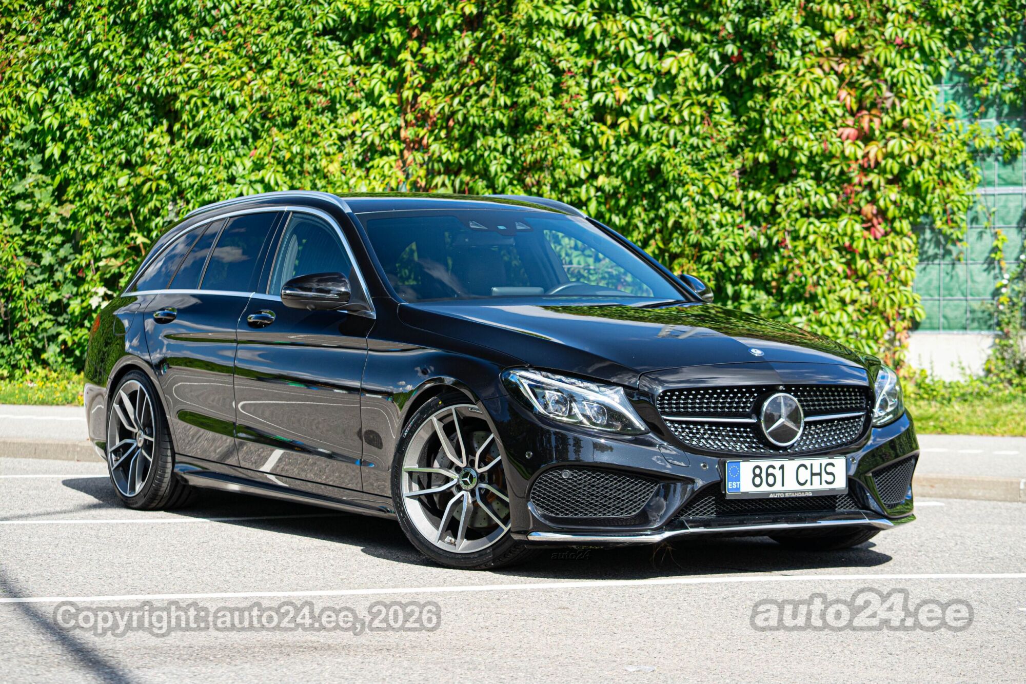 Mercedes-Benz C 250 4Matic AMG Pakett 2.1 150kW