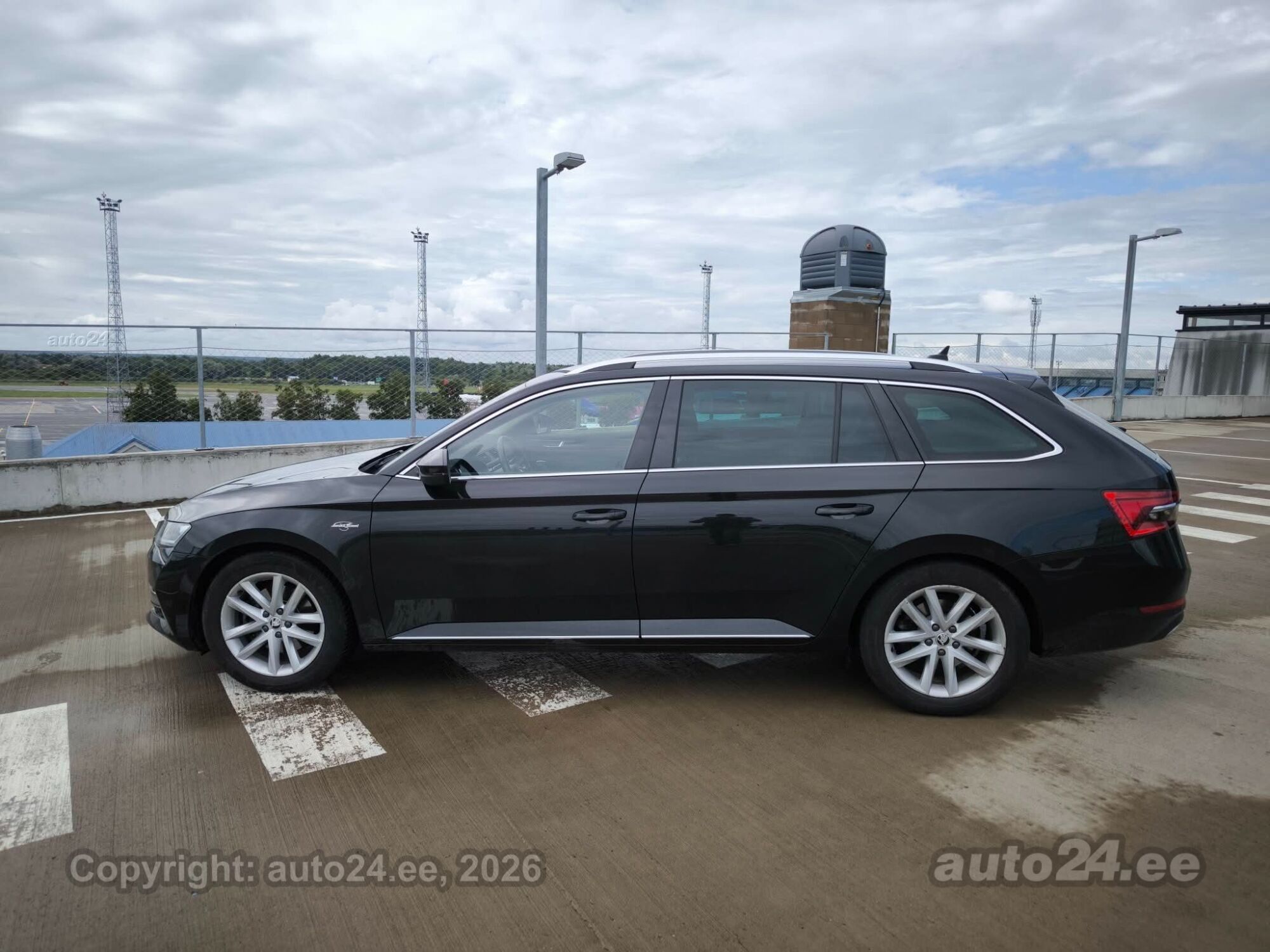 Skoda Superb 1.4 160kW 2021, kuva 4/10