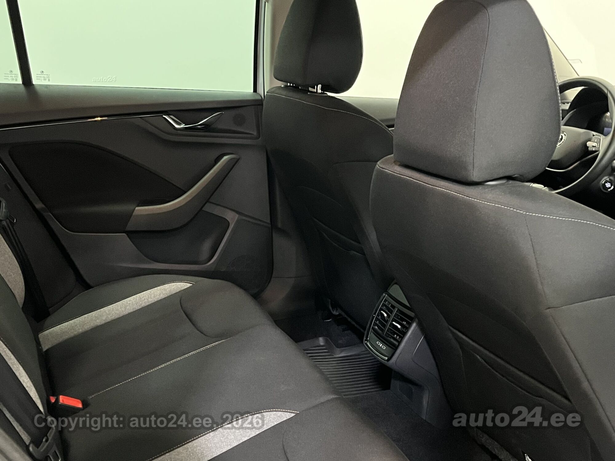 Skoda Kamiq Selection FL 1.0 85kW 2024, kuva 4/10