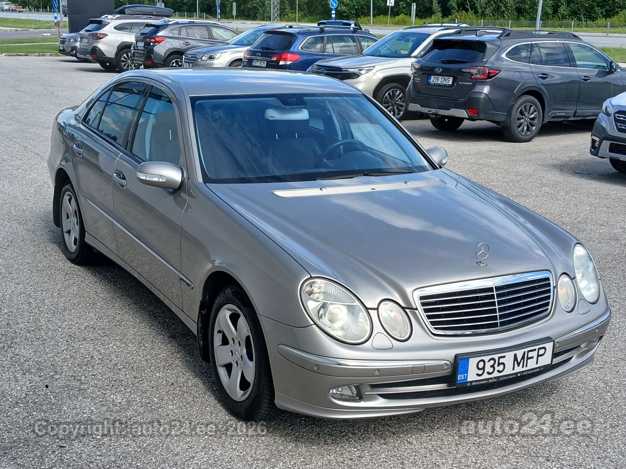 Mercedes-Benz E-sarja 2006, kuva 3/10