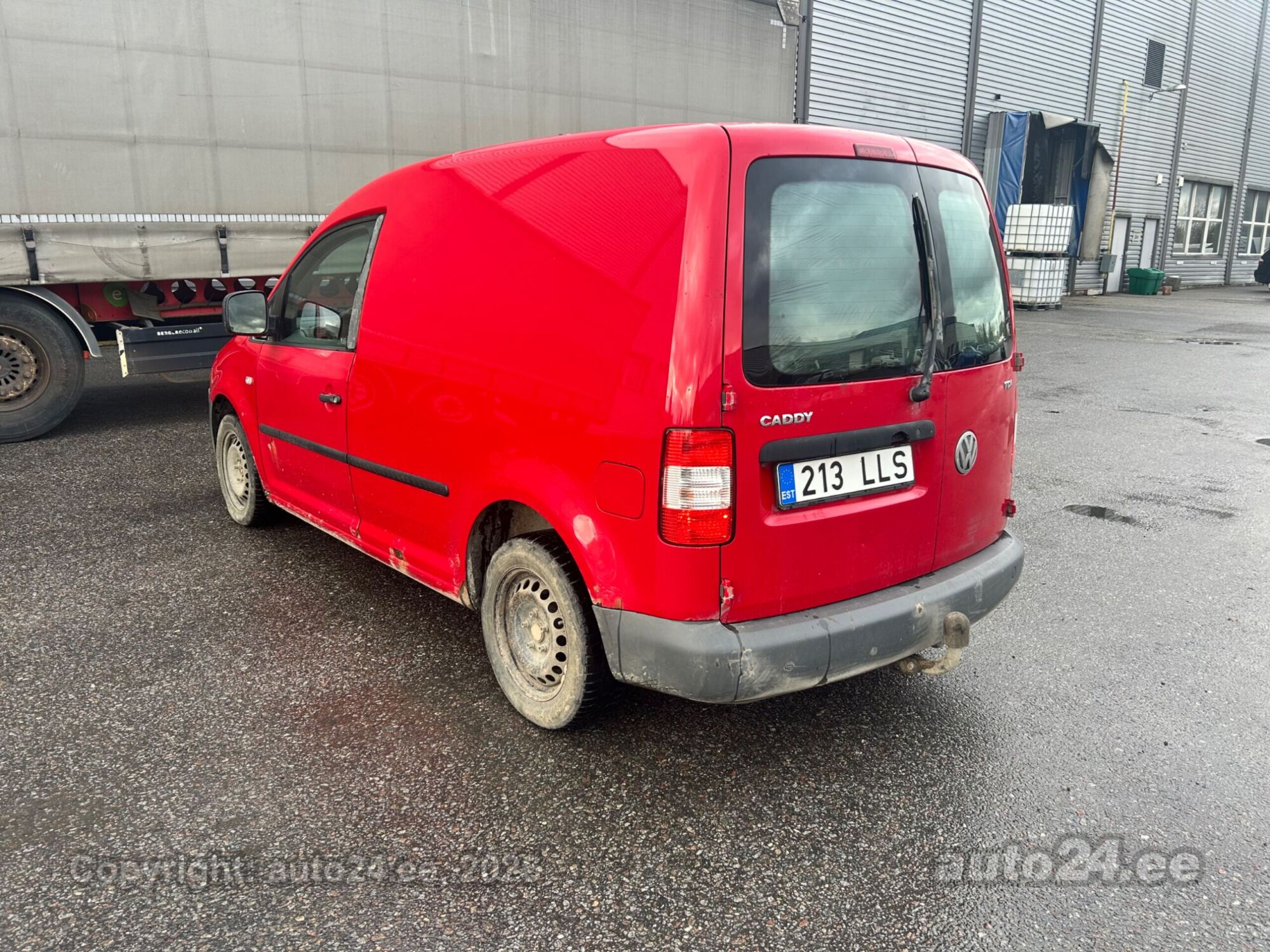 Volkswagen Caddy 2005 — engine 1896 cm³ (77 kW)