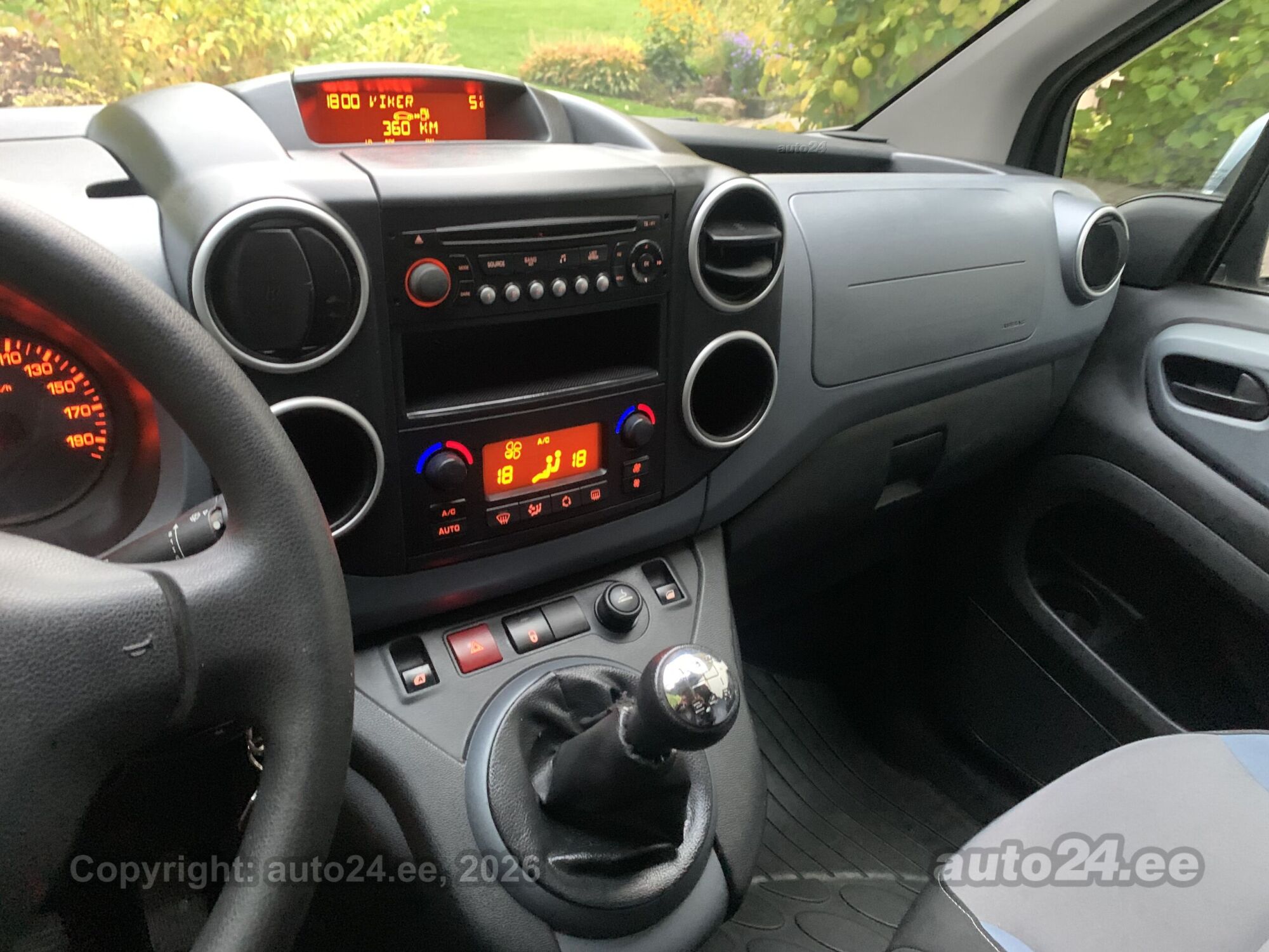 Peugeot Partner 2013 — photo 13