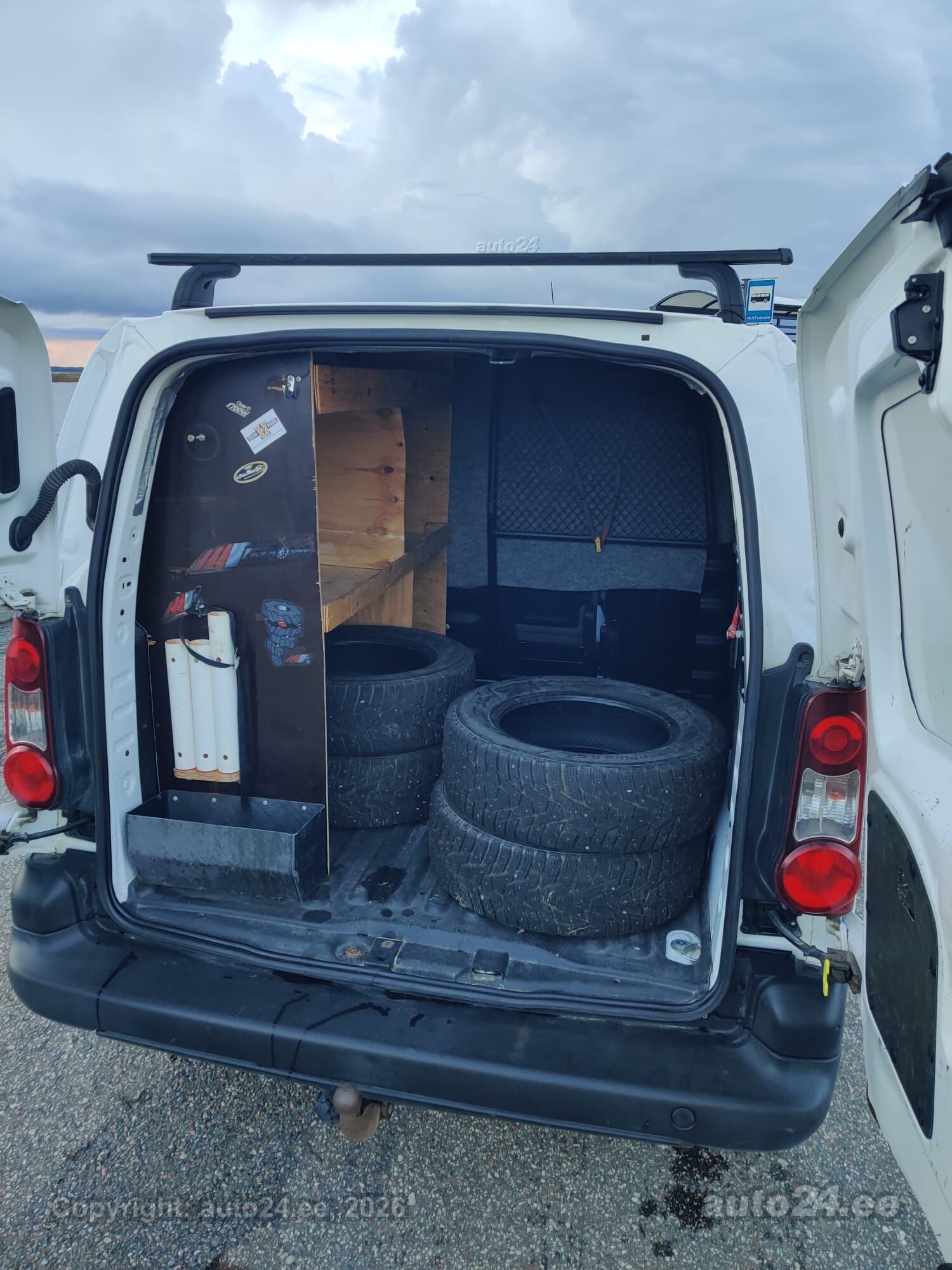 Citroen Berlingo 2013 — photo 8