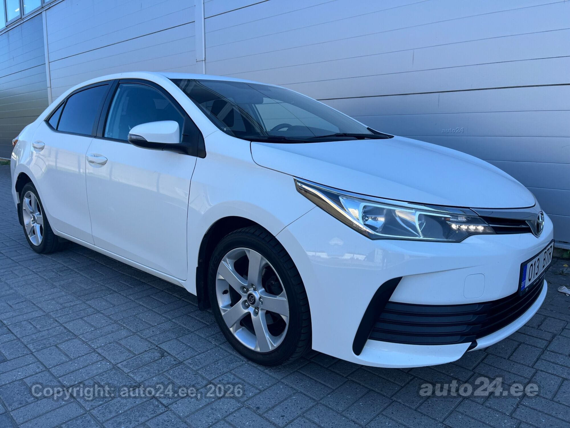 Toyota Corolla 1.6 97kW 2017, photo 3/10