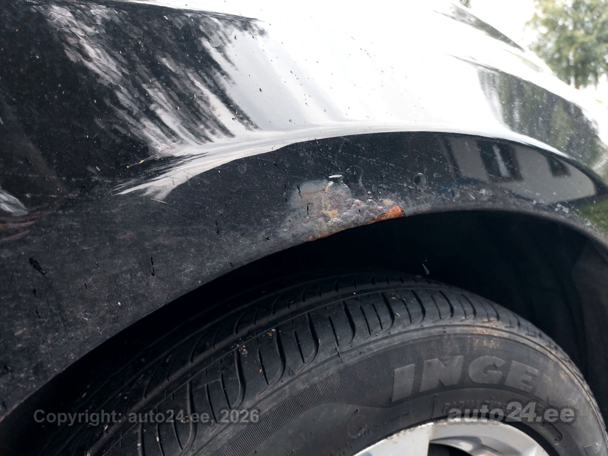 Volvo V60 2011 — двигун 2400 cm³ (151 kW)