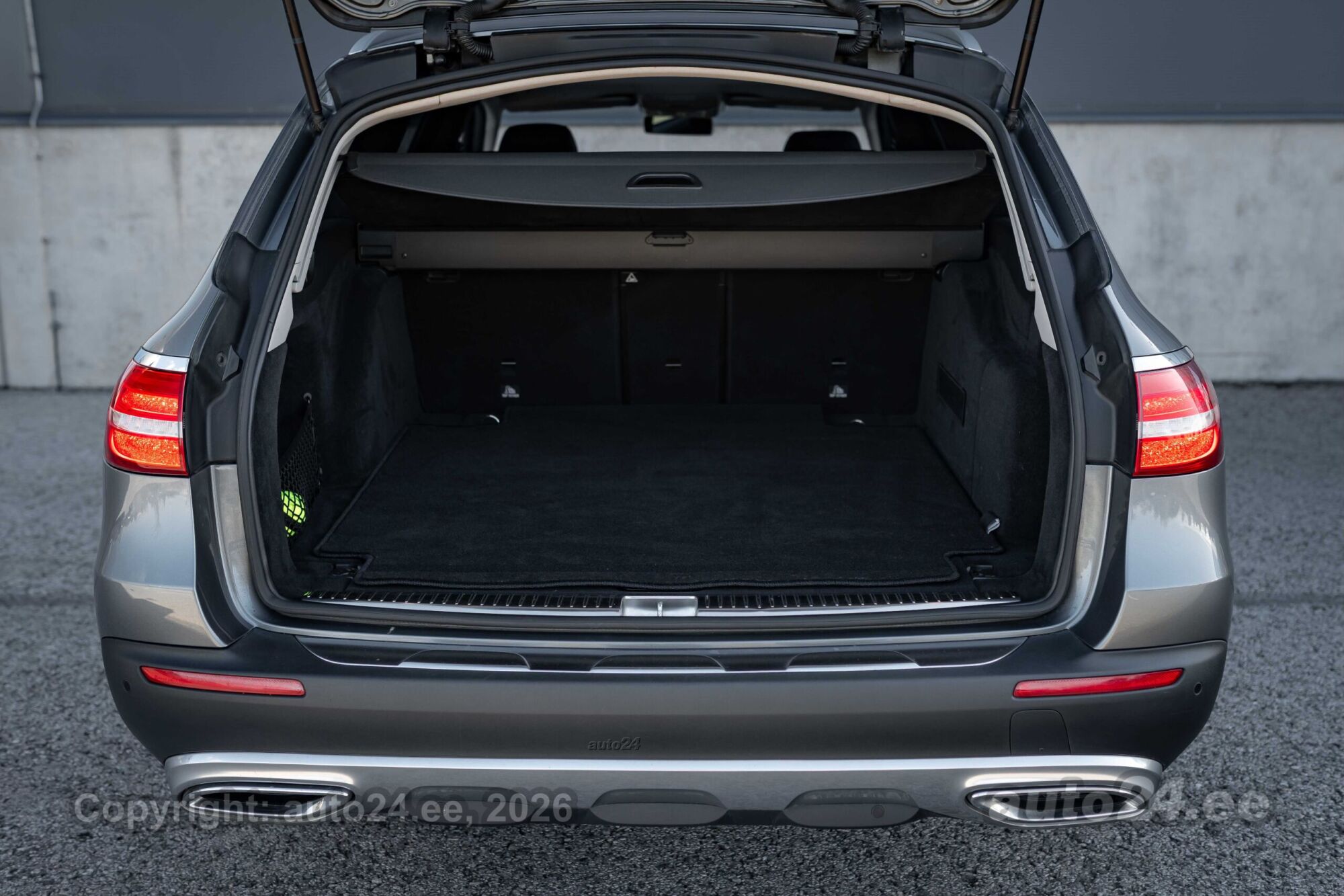 Mercedes-Benz E 220 - 12