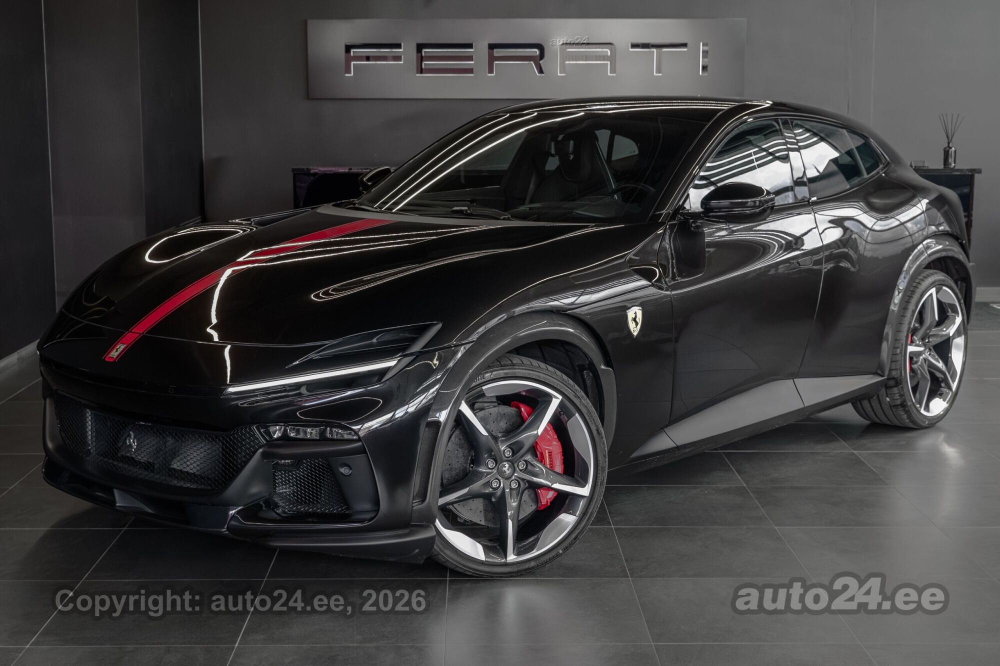 Ferrari Purosangue 6.5 V12 533kW