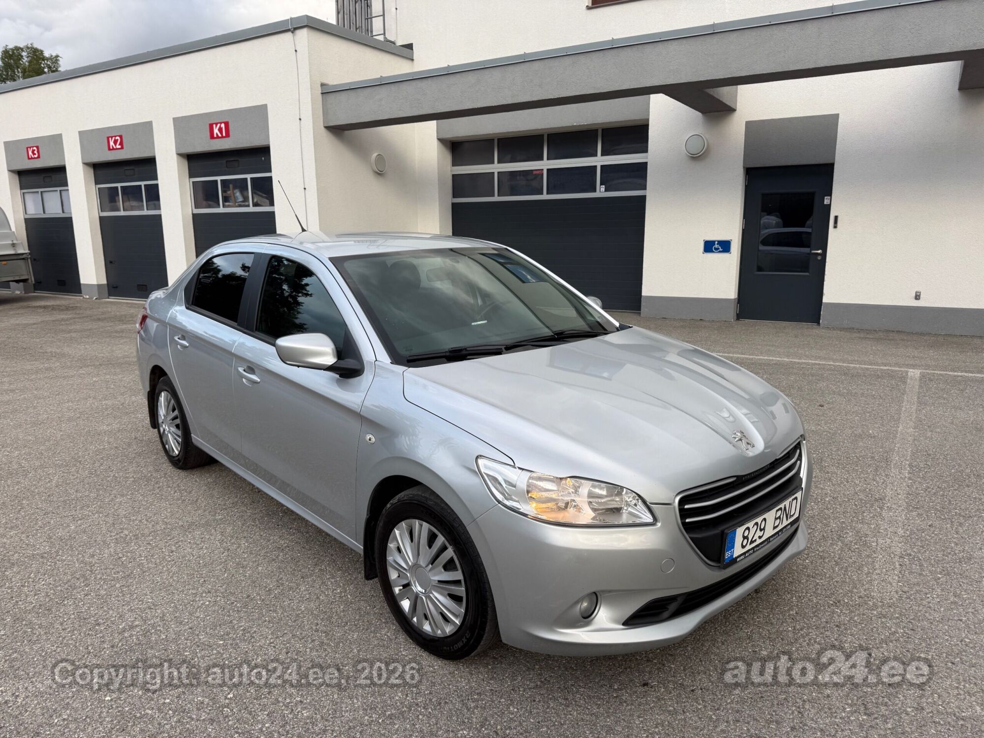 Peugeot 301