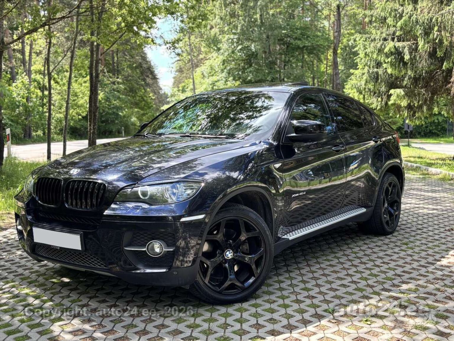 BMW X6 40d INDIVIDUAL LCI 3.0 R6 225kW