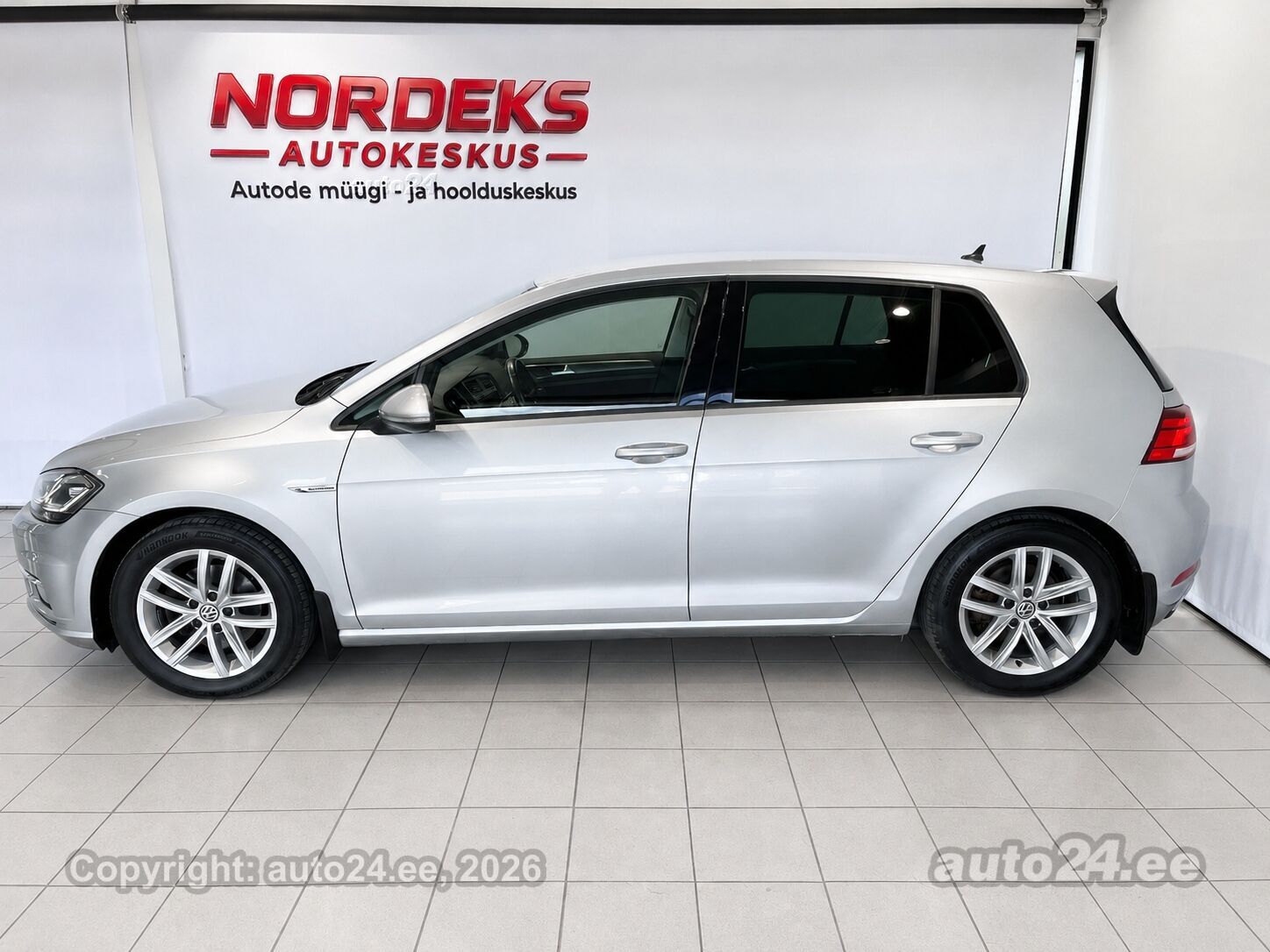 Volkswagen Golf 2018, photo 3/10