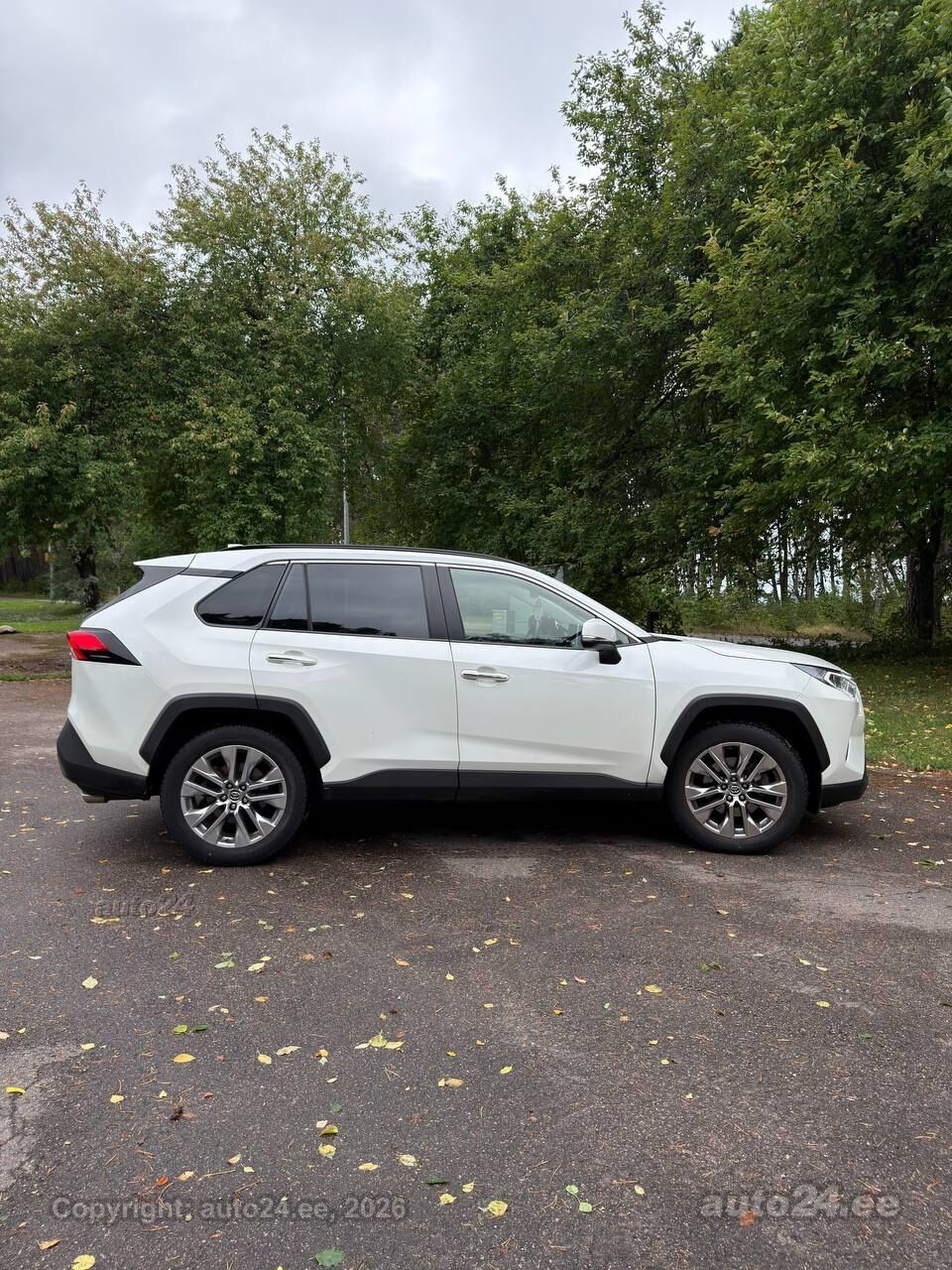 Toyota RAV4 - 5