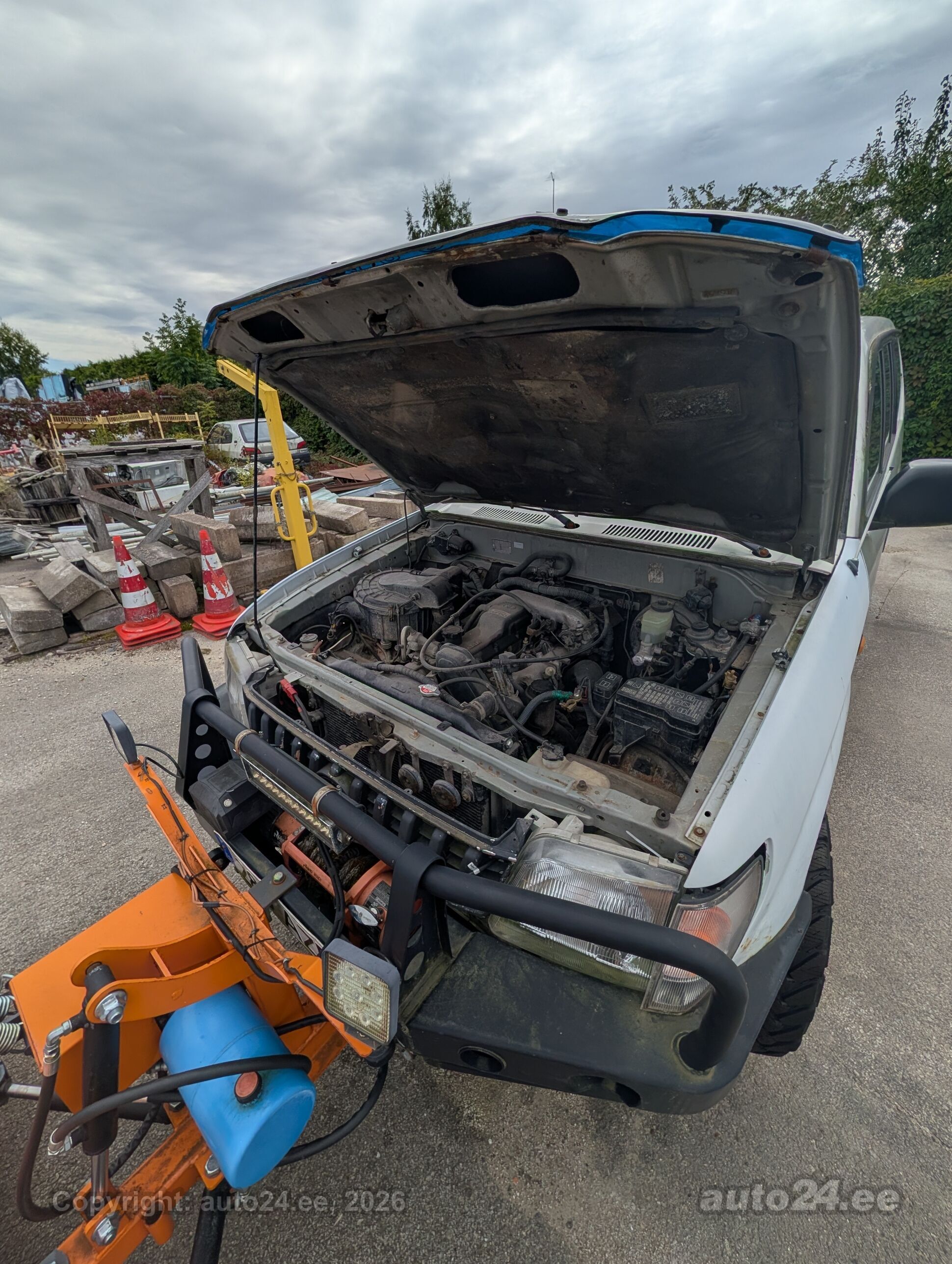 Toyota Land Cruiser - 5