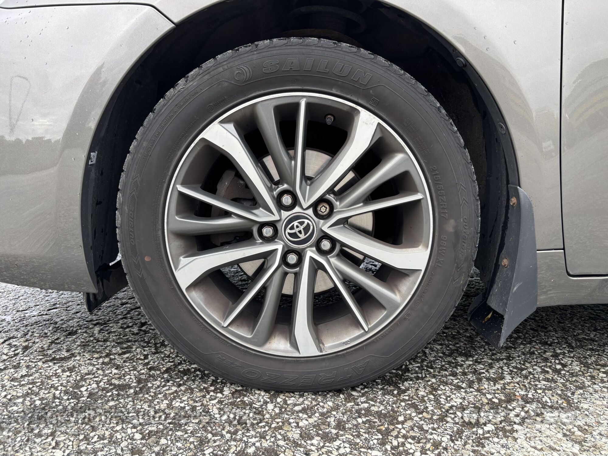 Toyota Avensis - 6