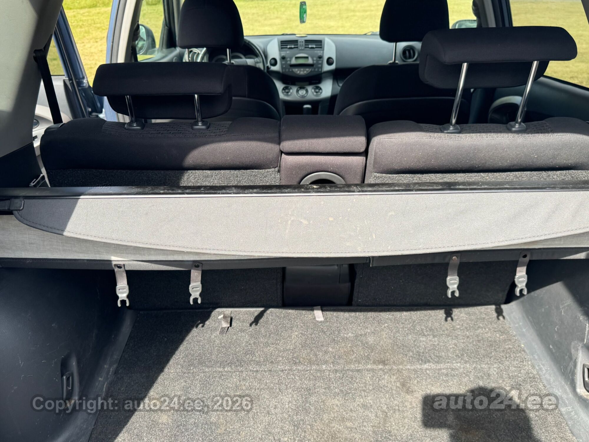 Toyota RAV4 2.0 R4 112kW 2009, kuva 6/6