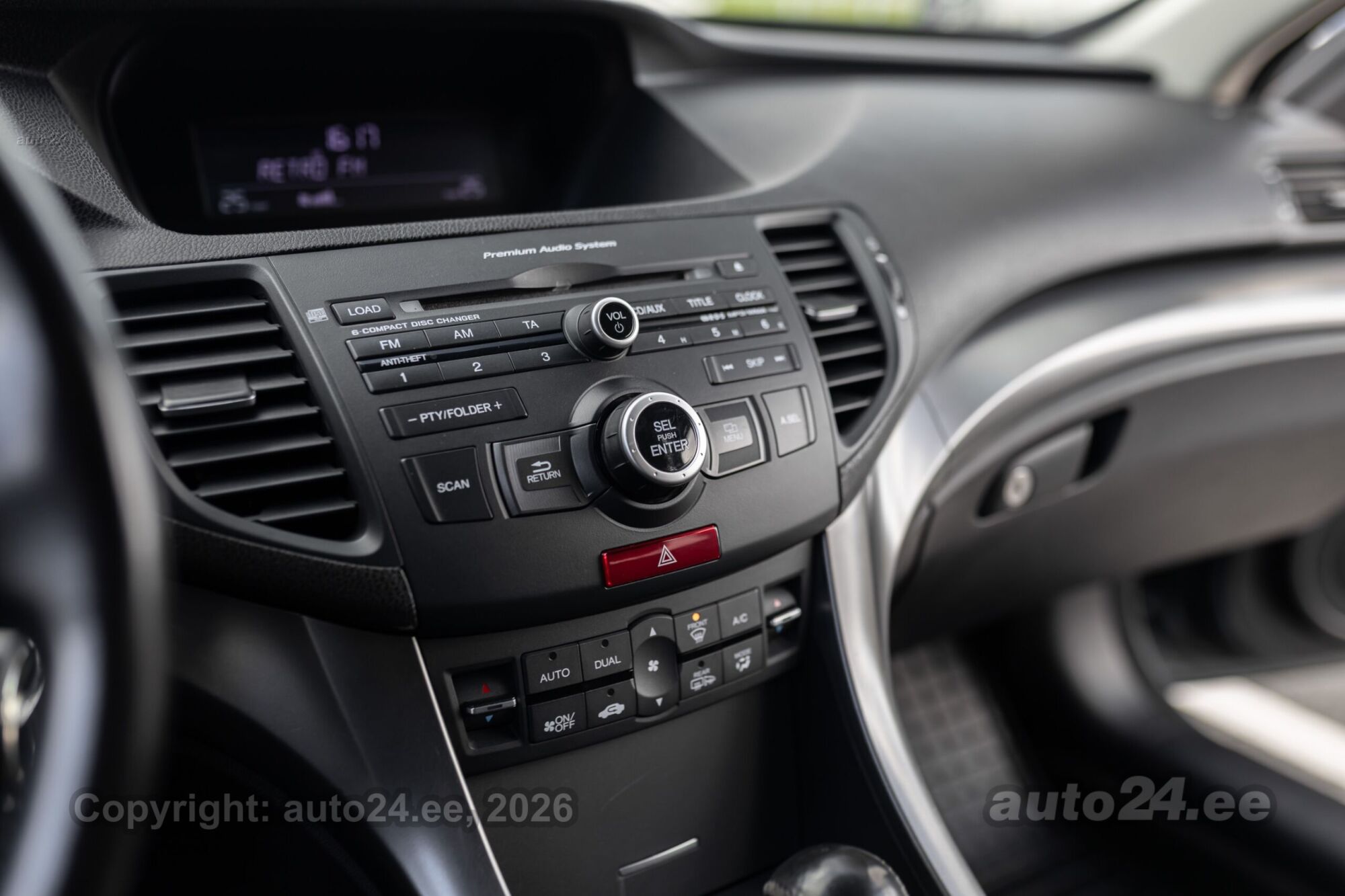 Honda Accord 2013 — фото 16