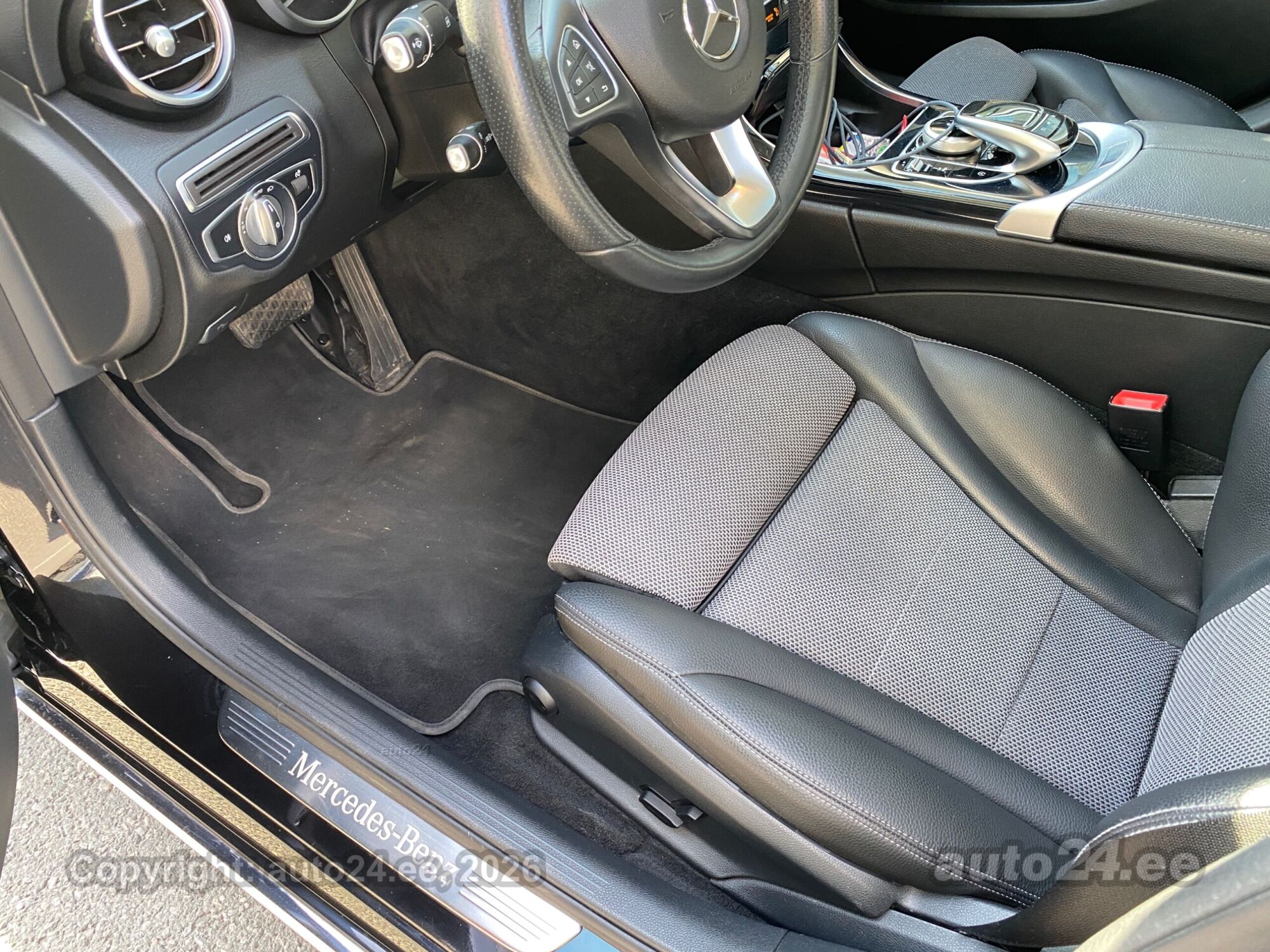 Mercedes-Benz C-sarja 2018, photo 5/7