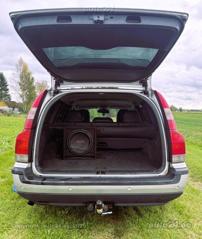 Volvo V70 2004 — photo 6