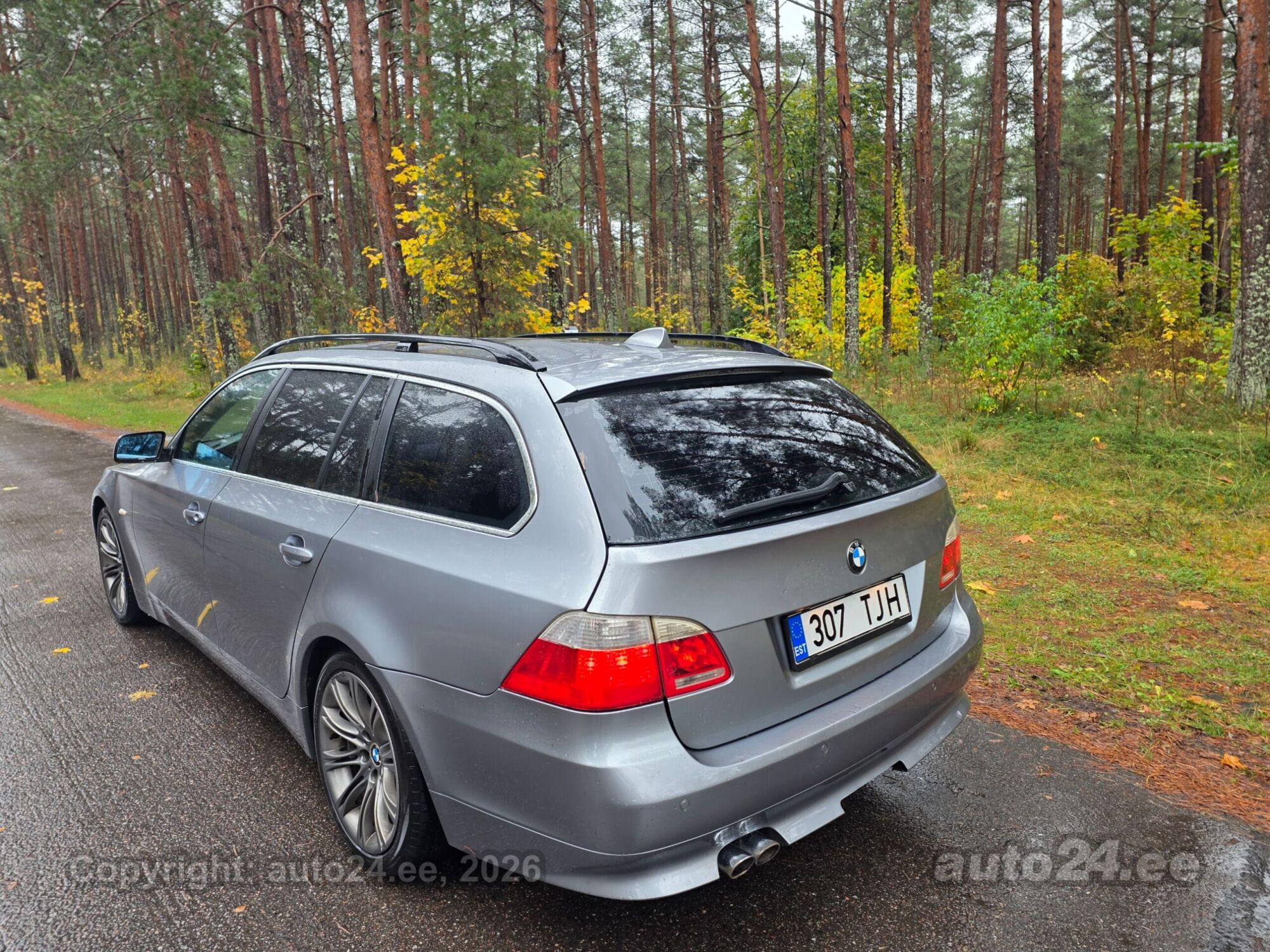 BMW 5 Series 2006 — rear view