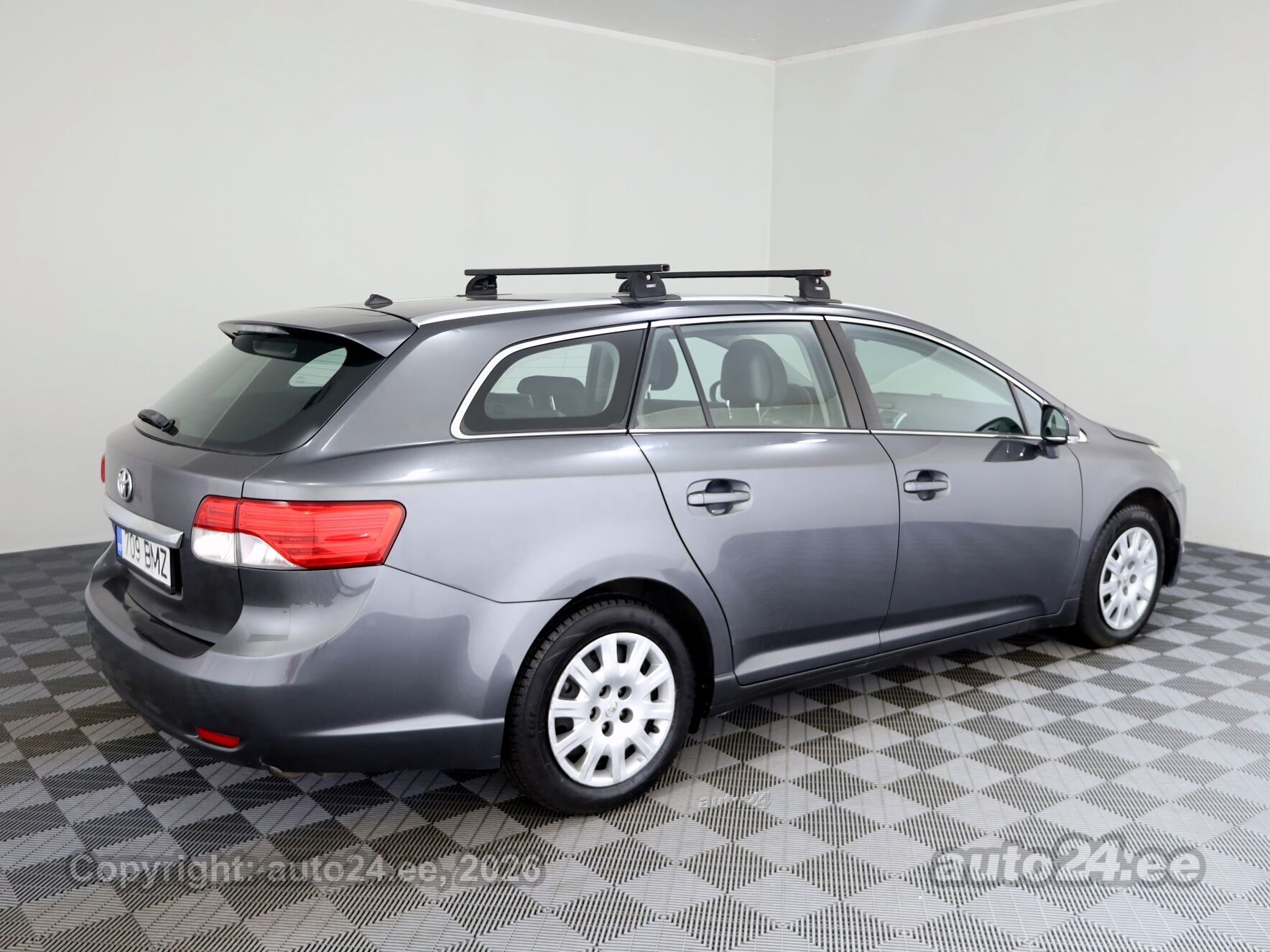 Toyota Avensis - 3