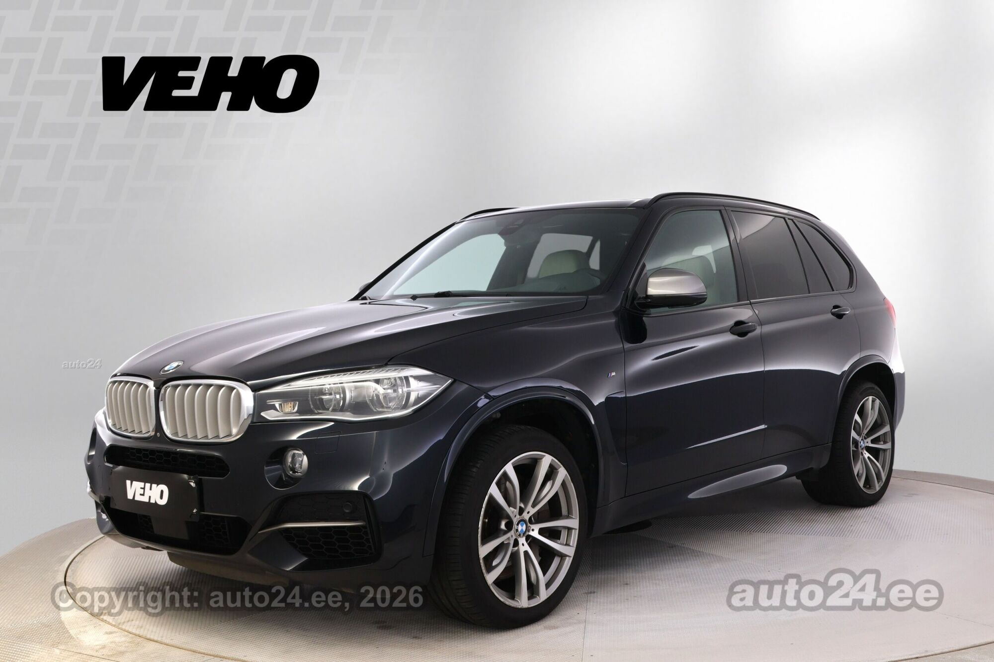 BMW X5 M50