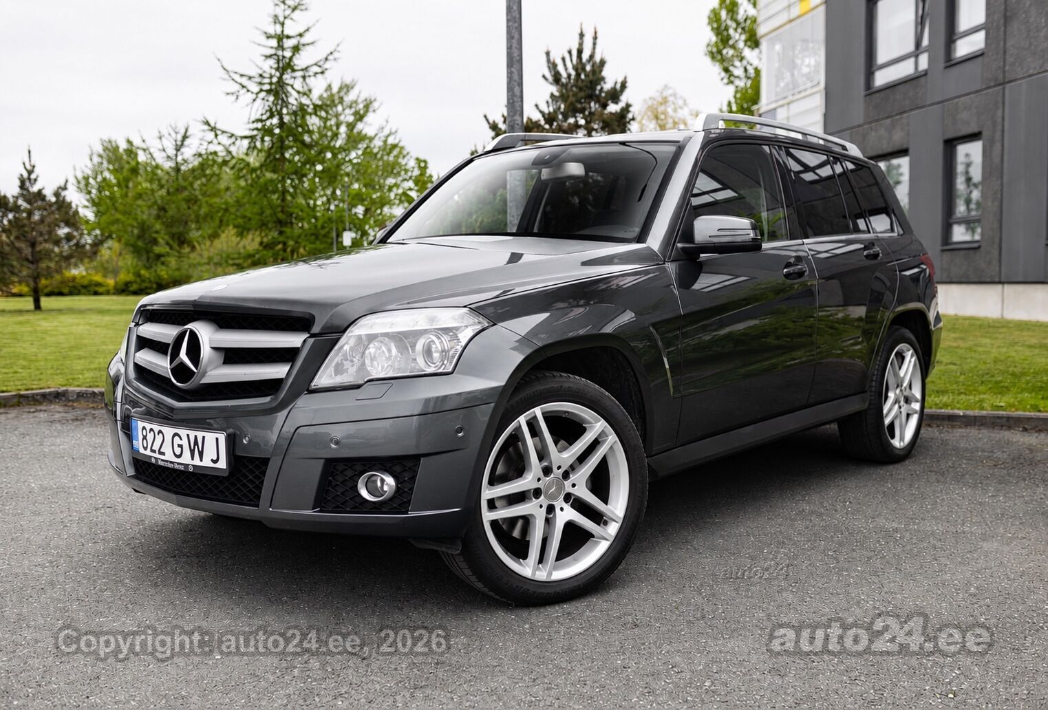 Mercedes-Benz GLK-sarja 2009, photo 2/10