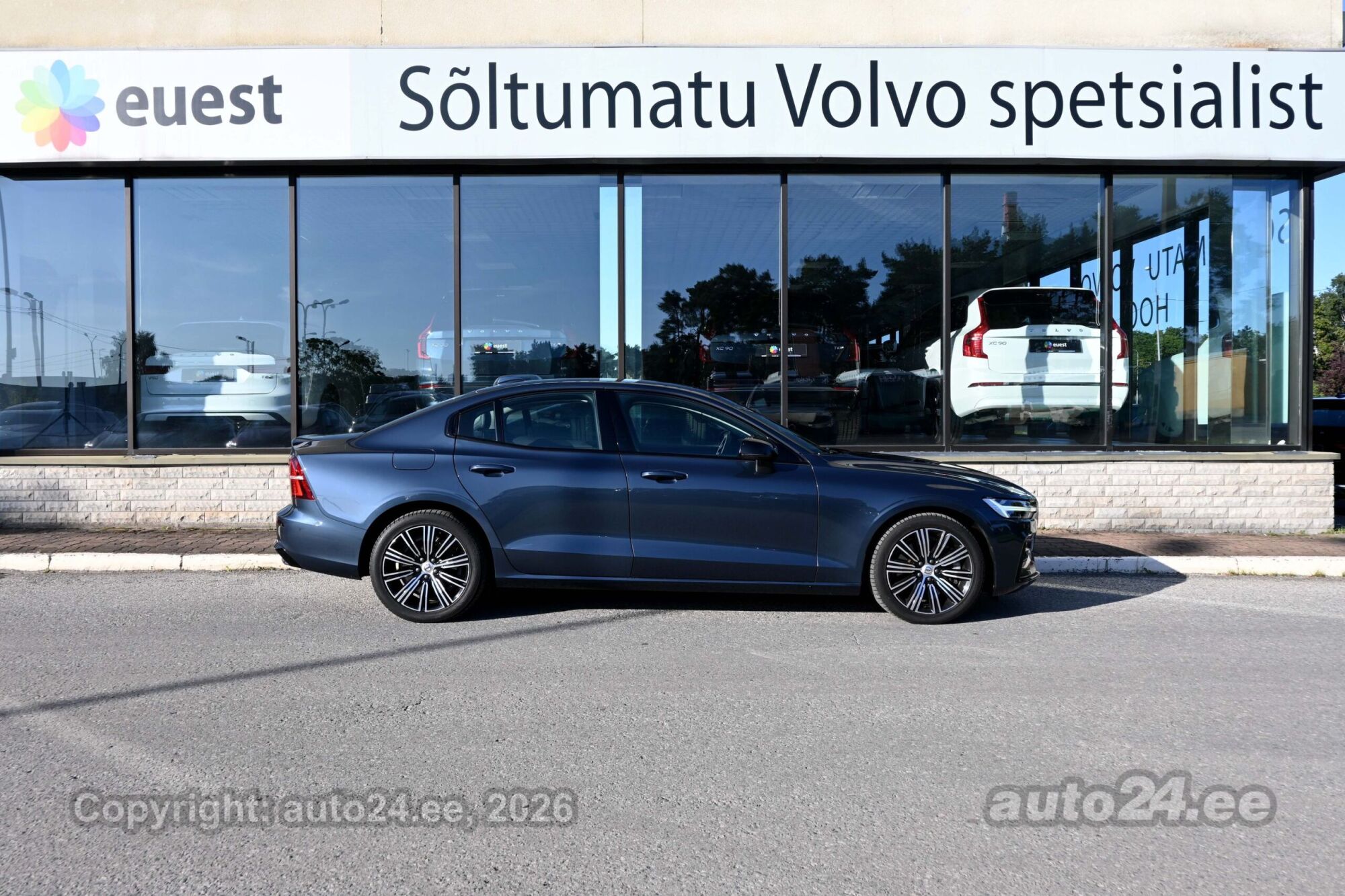 Volvo S60 2024, photo 7/10