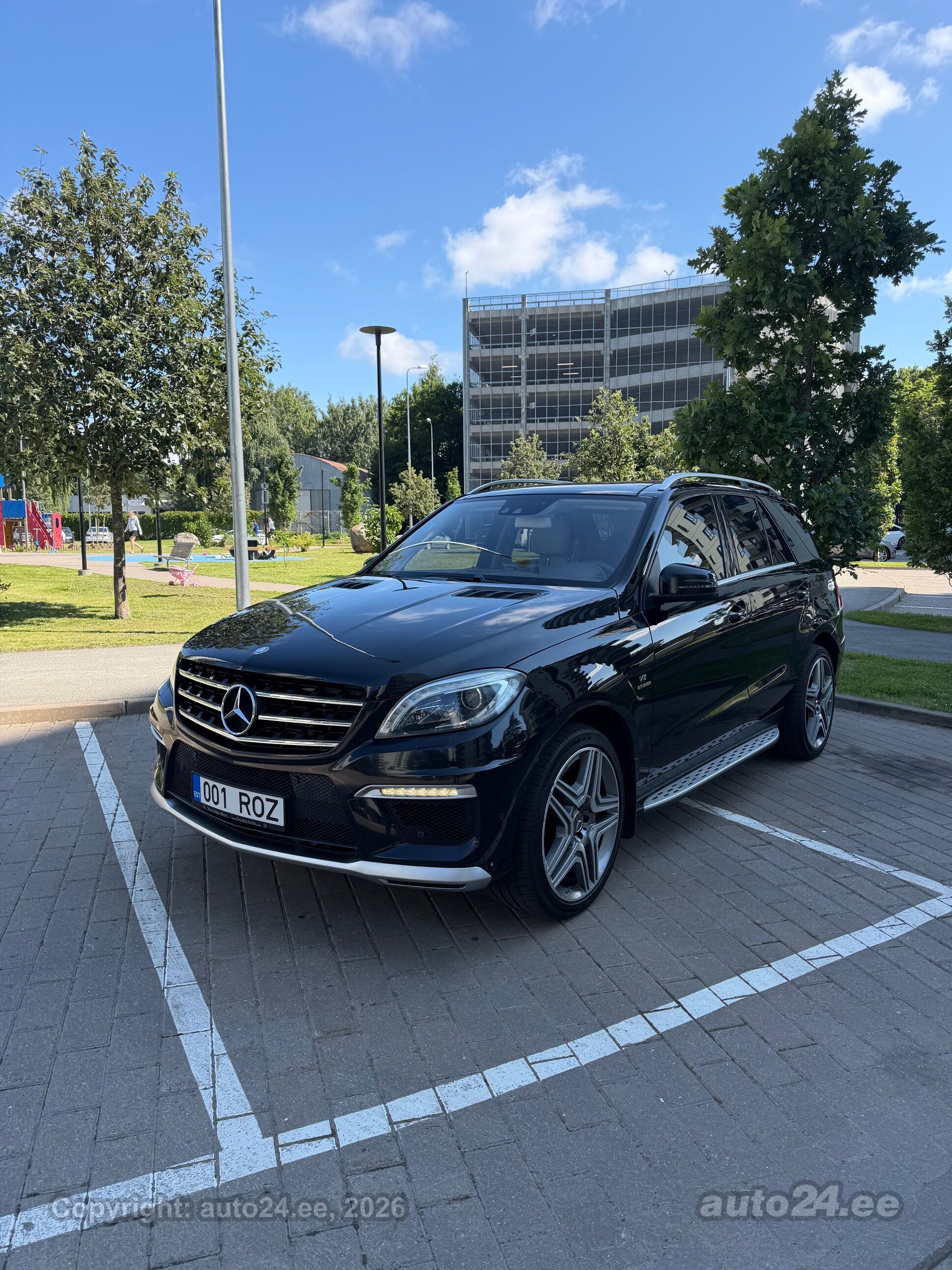Mercedes-Benz ML 63 AMG 2012
