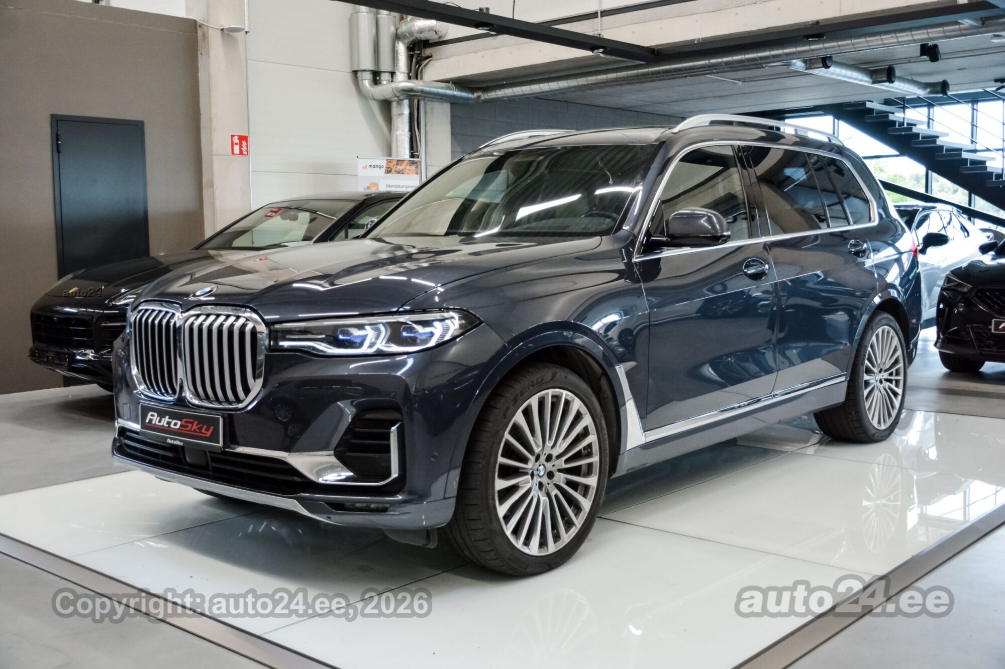 BMW X7 2019, kuva 2/10