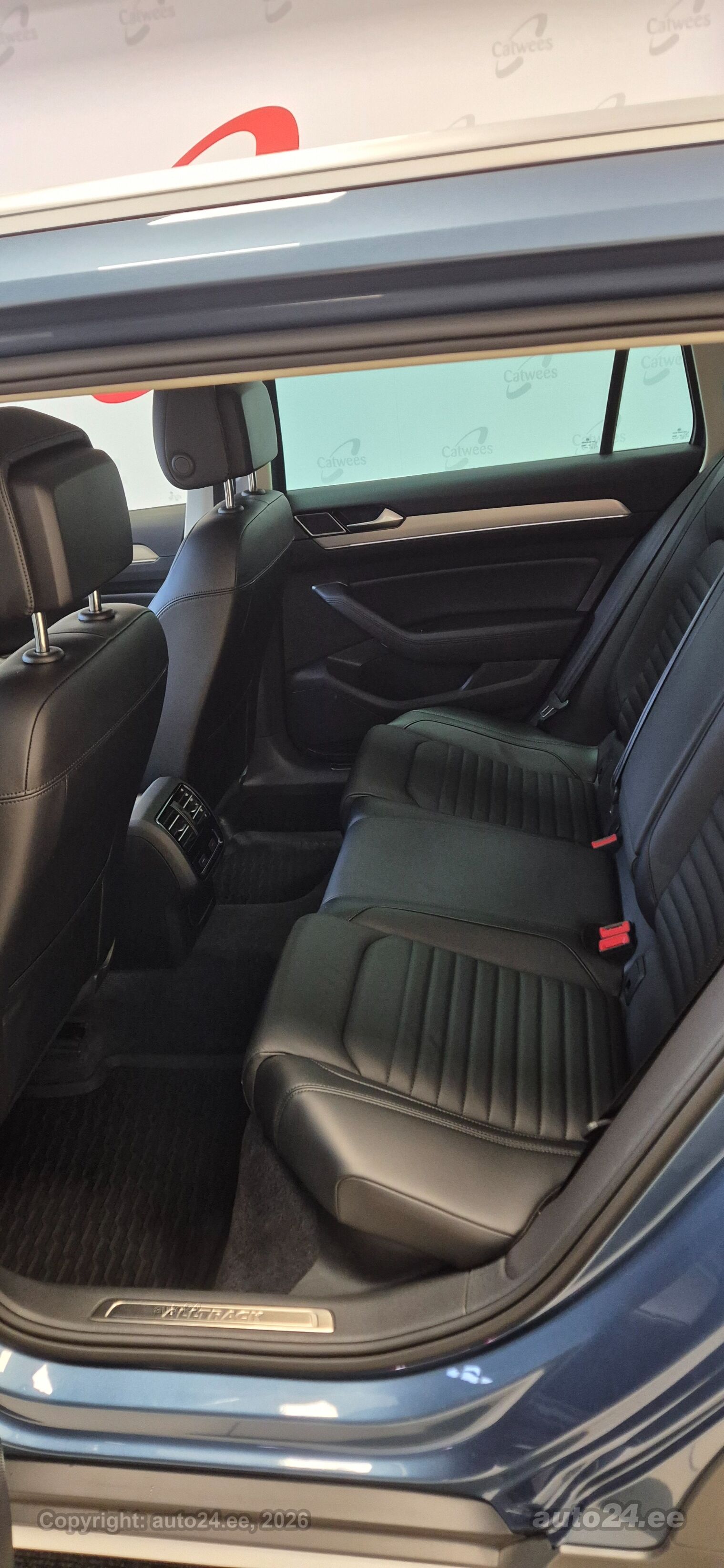 Volkswagen Passat - 8