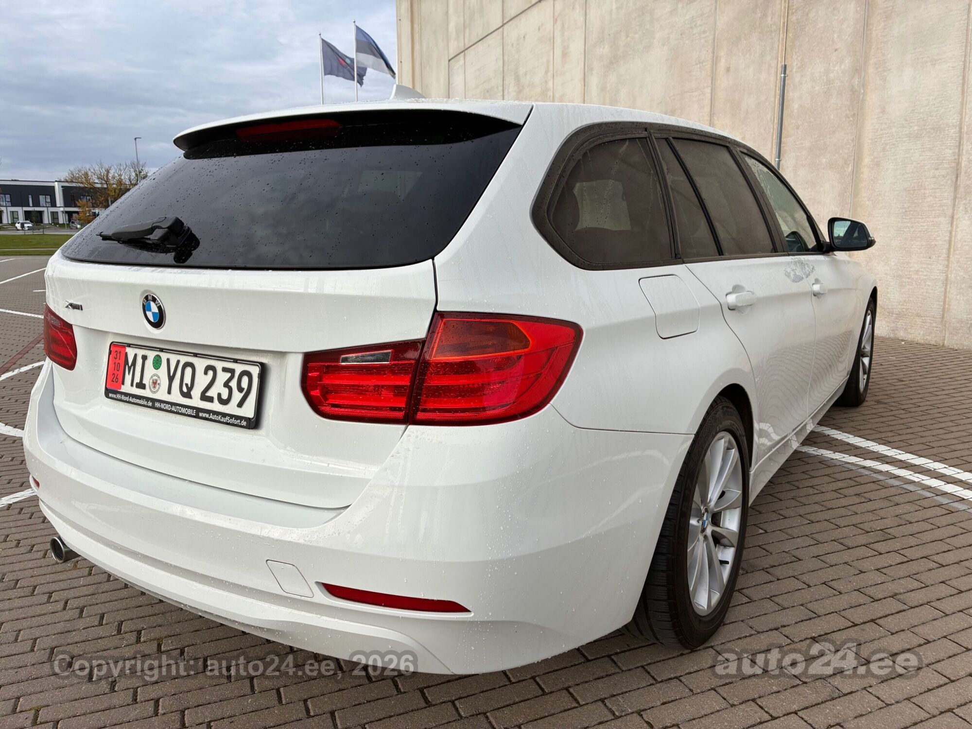 BMW 3 Series 2013 — engine 1995 cm³ (105 kW)