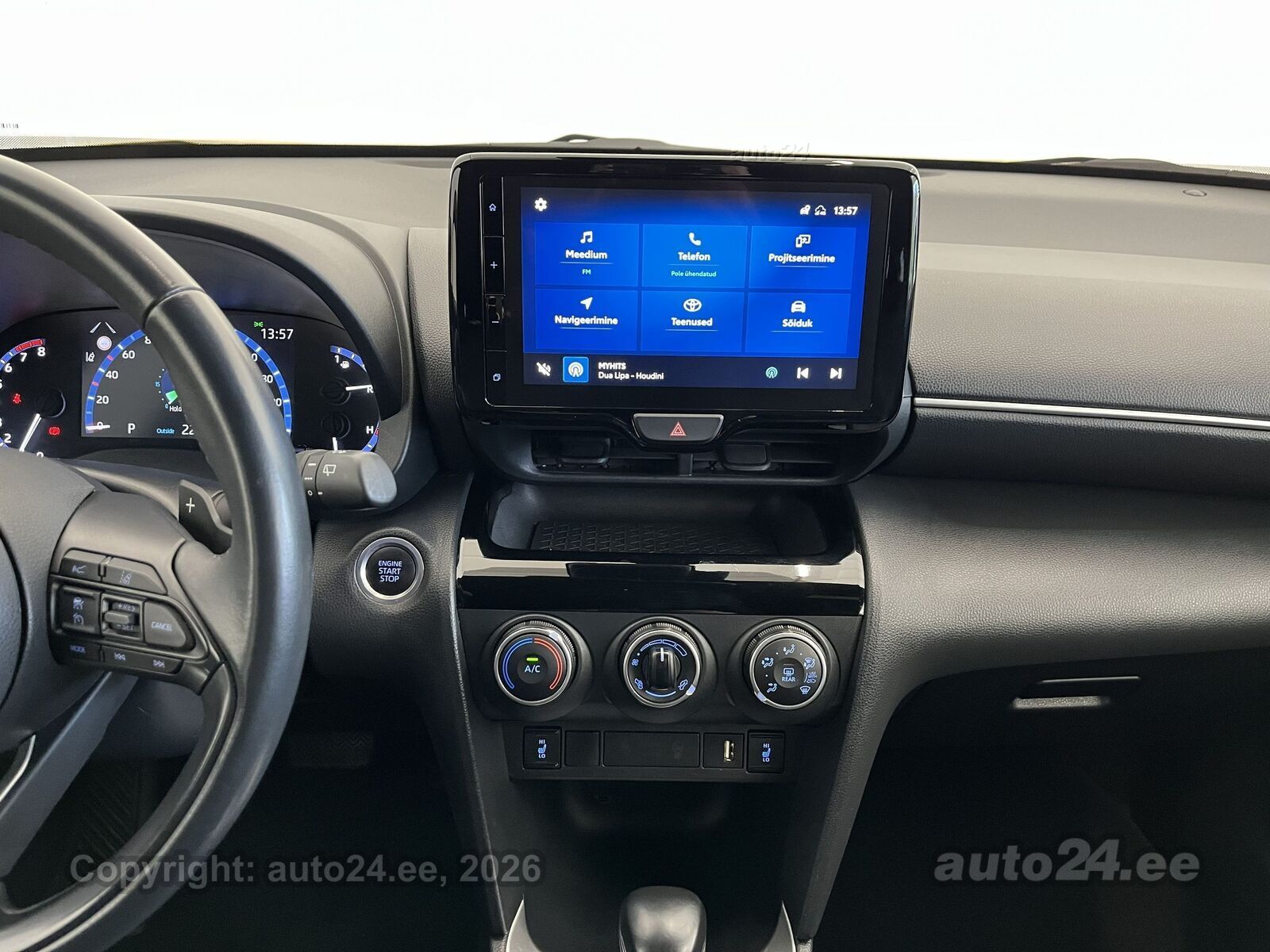 Toyota Yaris Cross - 10