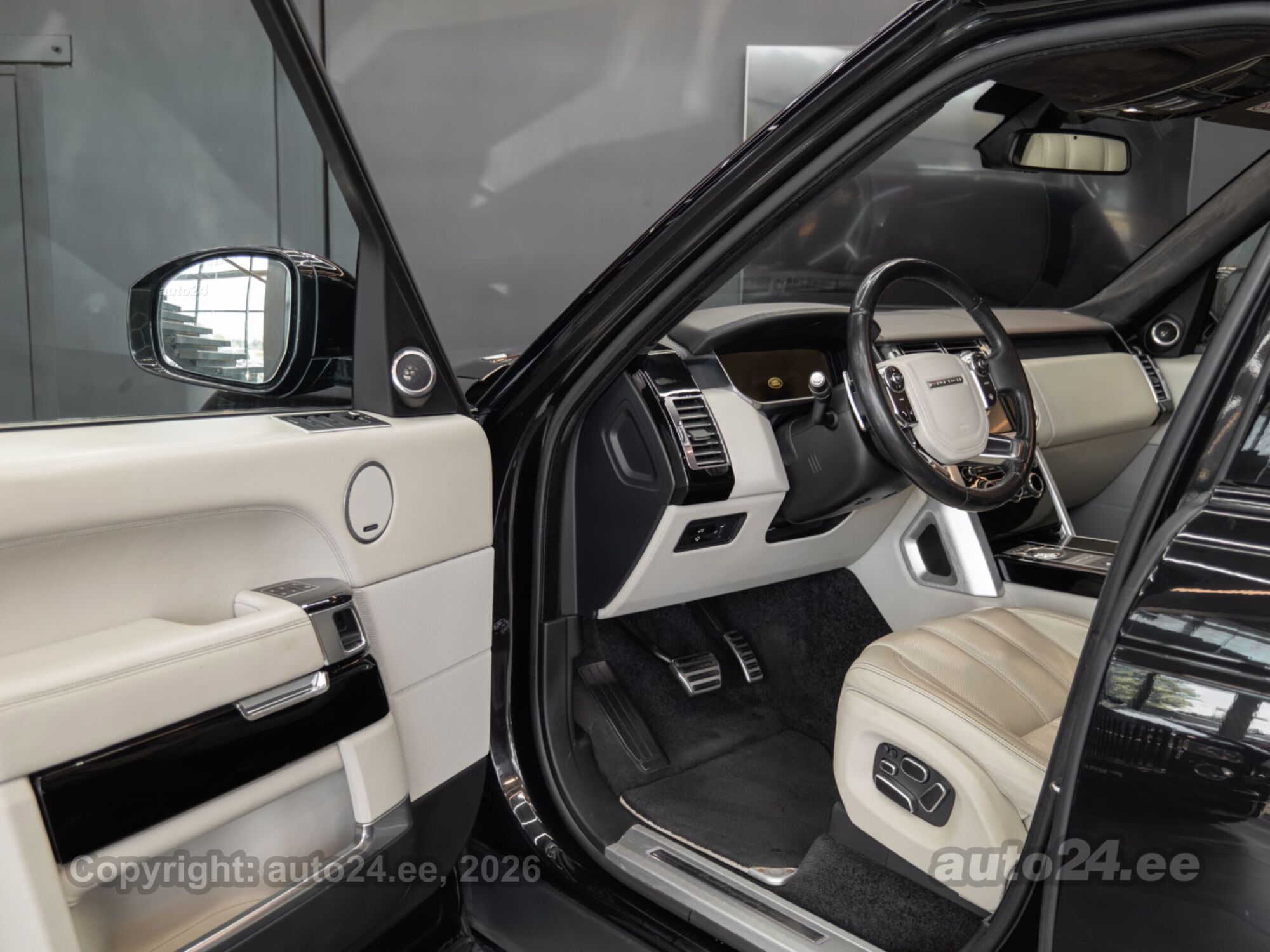 Land Rover Range Rover - 4